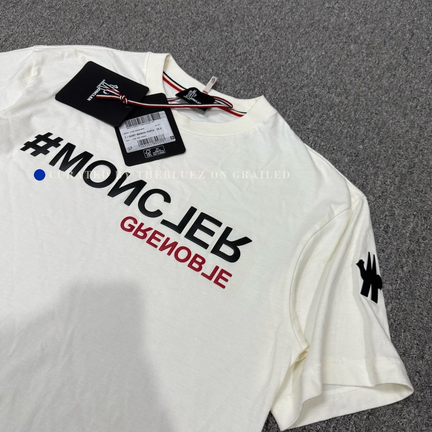 Moncler Moncler Beige Chest Logo Short Sleeve Size US S / EU 44-46 / 1 - 3 Thumbnail