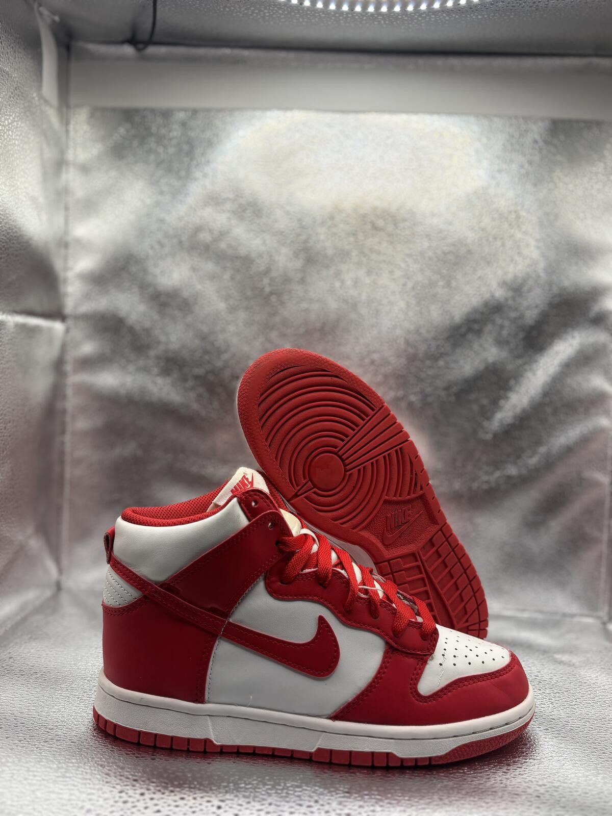 Nike Nike dunk high championship white red GS Size US 5.5 / EU 38 - 1 Thumbnail