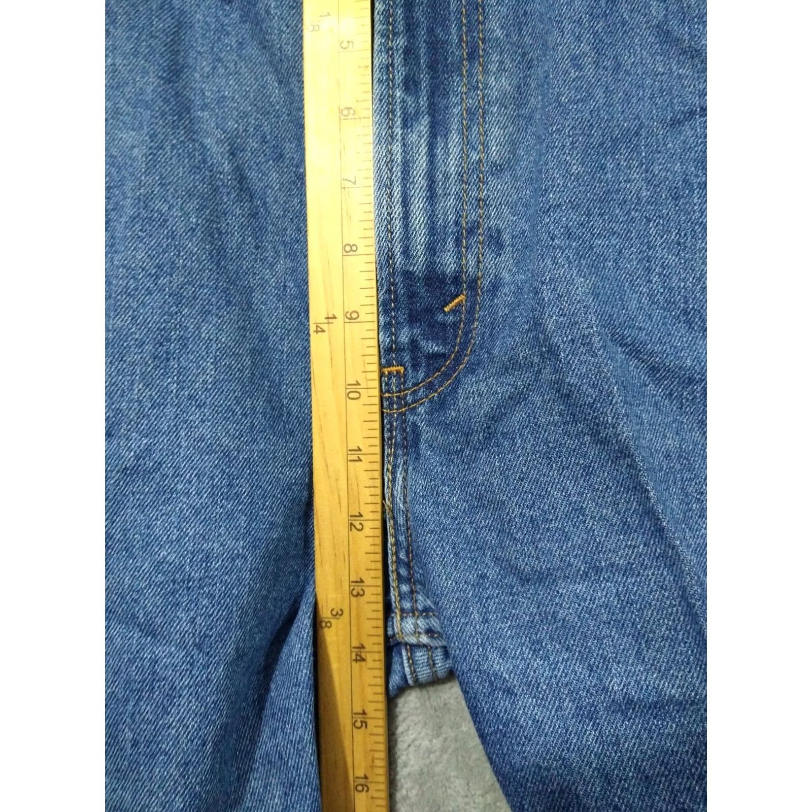Levi's VINTAGE Levi's 505 Jeans Mens 42x30 Blue Denim Straight Leg Regular Fit Y2K Boys Mens Size US 42 / EU 58 - 4 Thumbnail