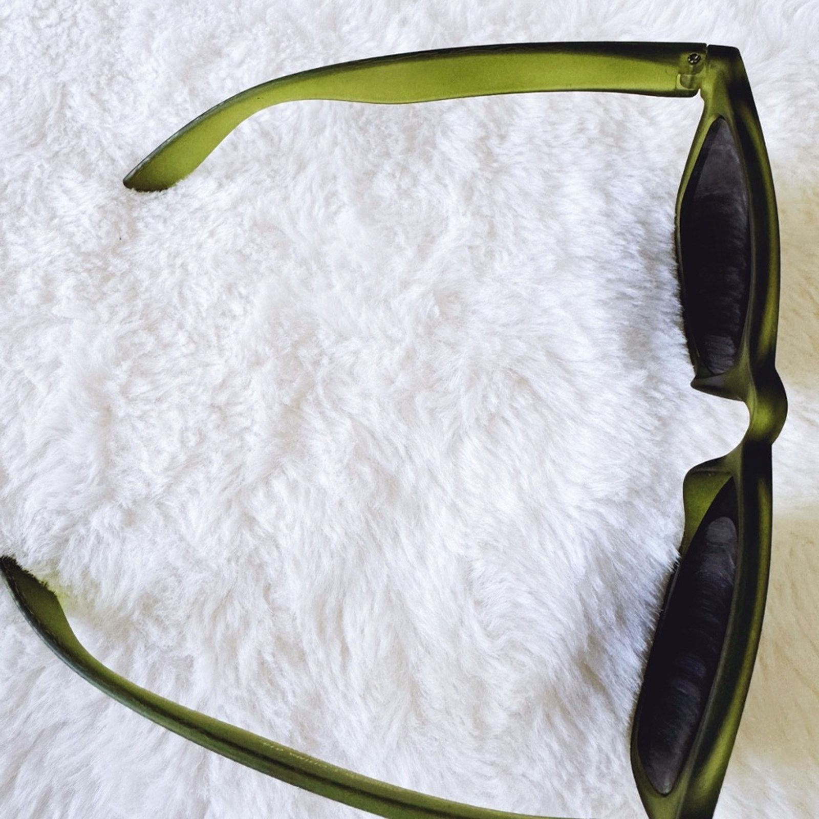 Other Lola Green Polycarbonate Sunglasses Size ONE SIZE - 4 Thumbnail