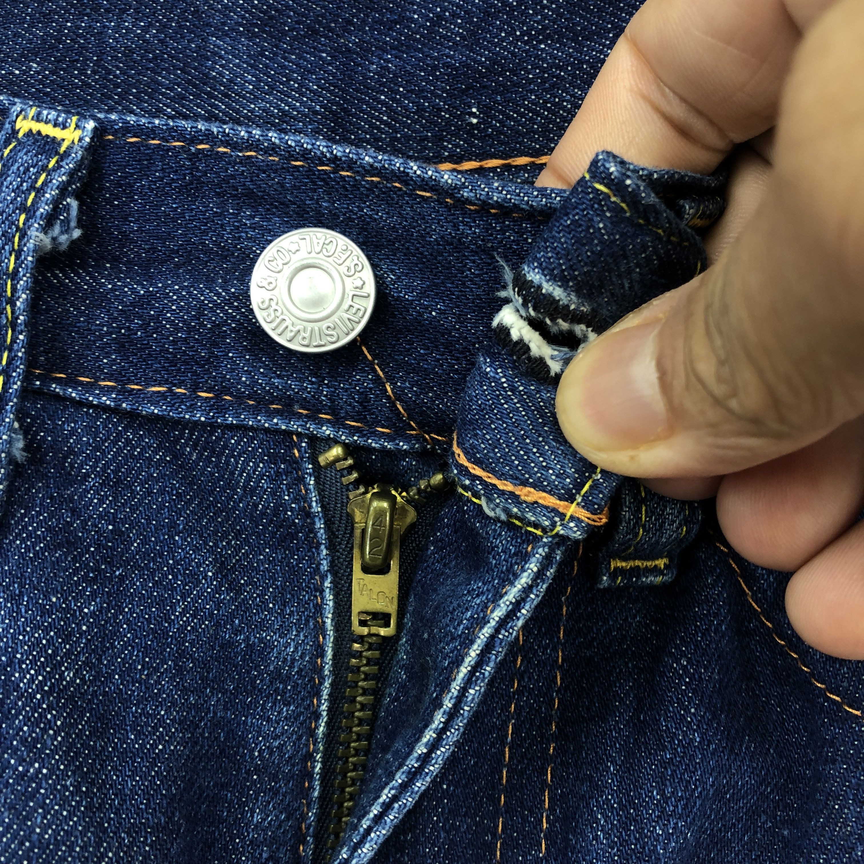 Levi's Vintage Levis 701 Selvedge Jeans Levi's Redline Denim Size 24" / US 00 / IT 34 - 7 Thumbnail