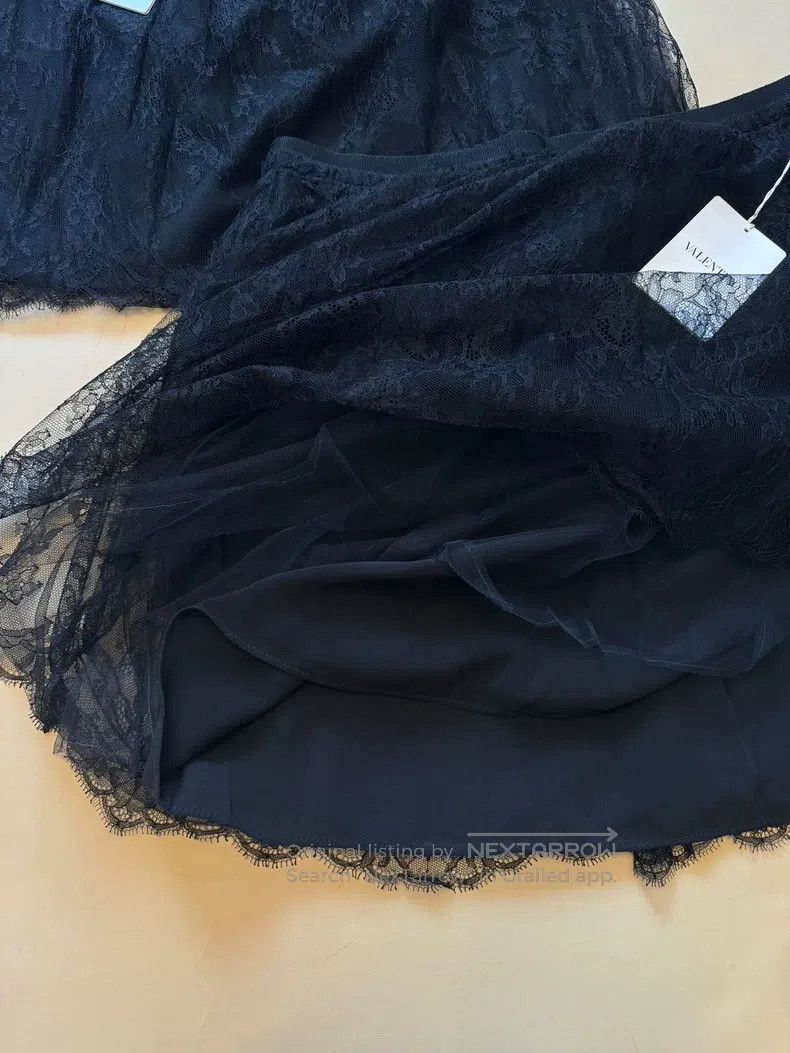 Valentino Valentino Skirt Size L / US 10 / IT 46 - 2 Thumbnail