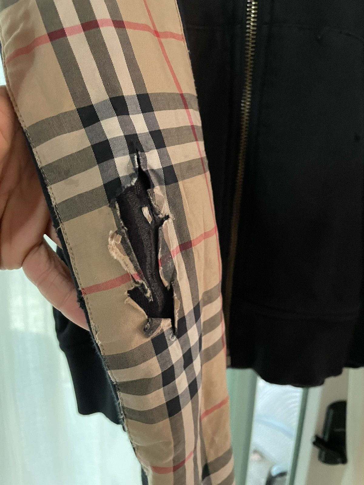 Burberry Black Burberry Zip Up Size US S / EU 44-46 / 1 - 2 Thumbnail