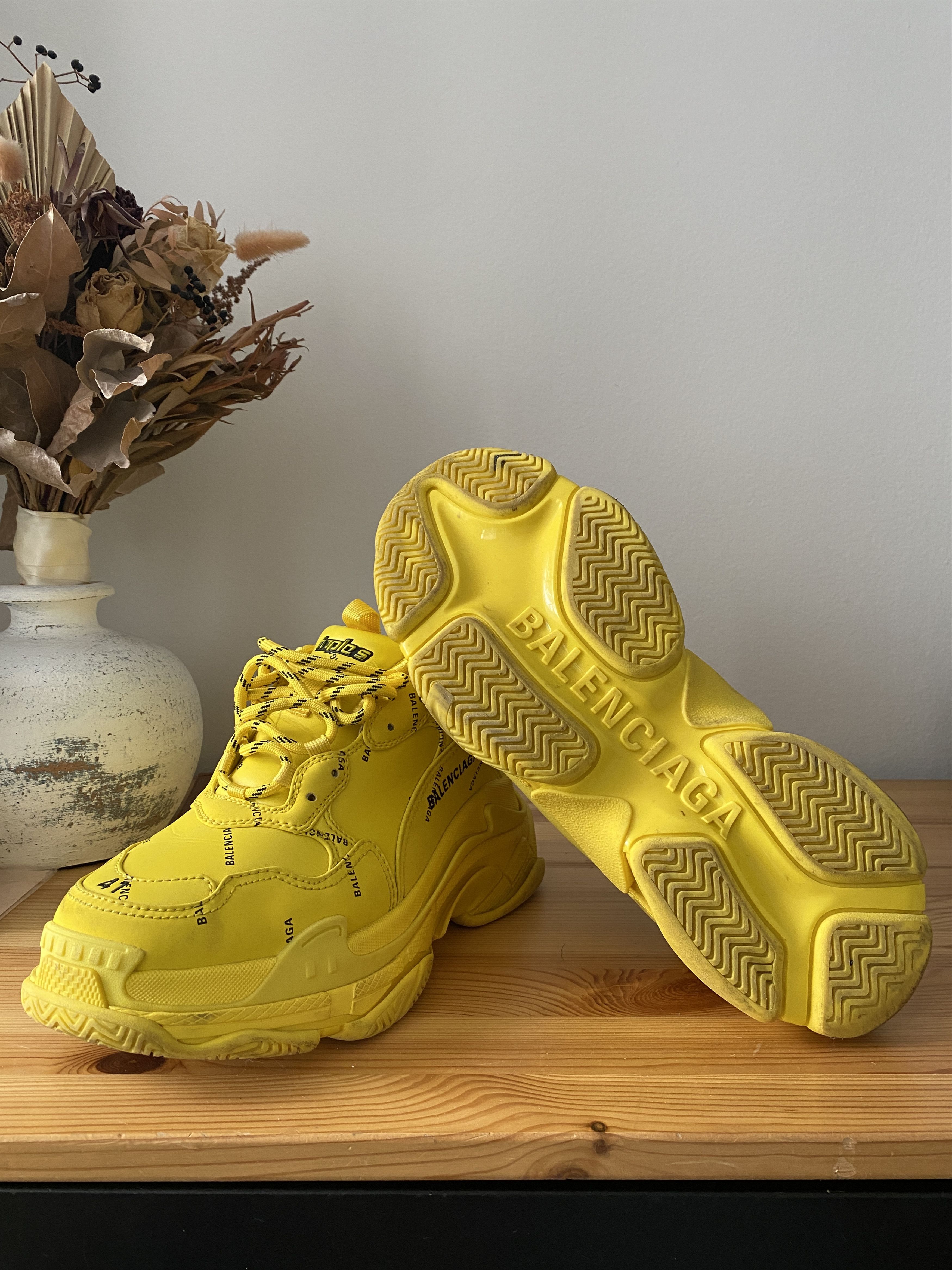 Balenciaga BALENCIAGA Triple S Sneaker Yellow Size US 8 / EU 41 - 3 Thumbnail
