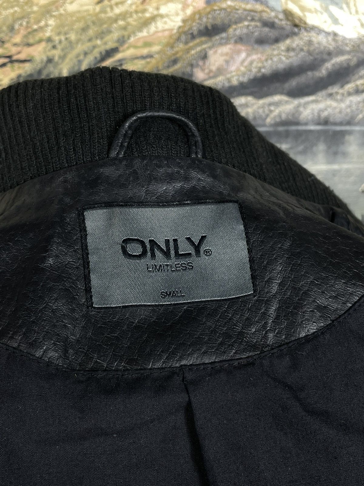 Vintage Vintage Y2k Avant Garde Black Real Leather Bomber Jacket Size S / US 4 / IT 40 - 7 Thumbnail