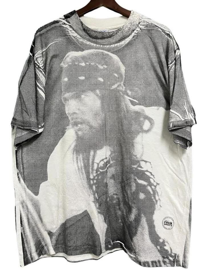 Band Tees *Rare* Vintage Guns N Roses Rock shots AOP 90s t shirt Size US XL / EU 56 / 4 - 5 Thumbnail