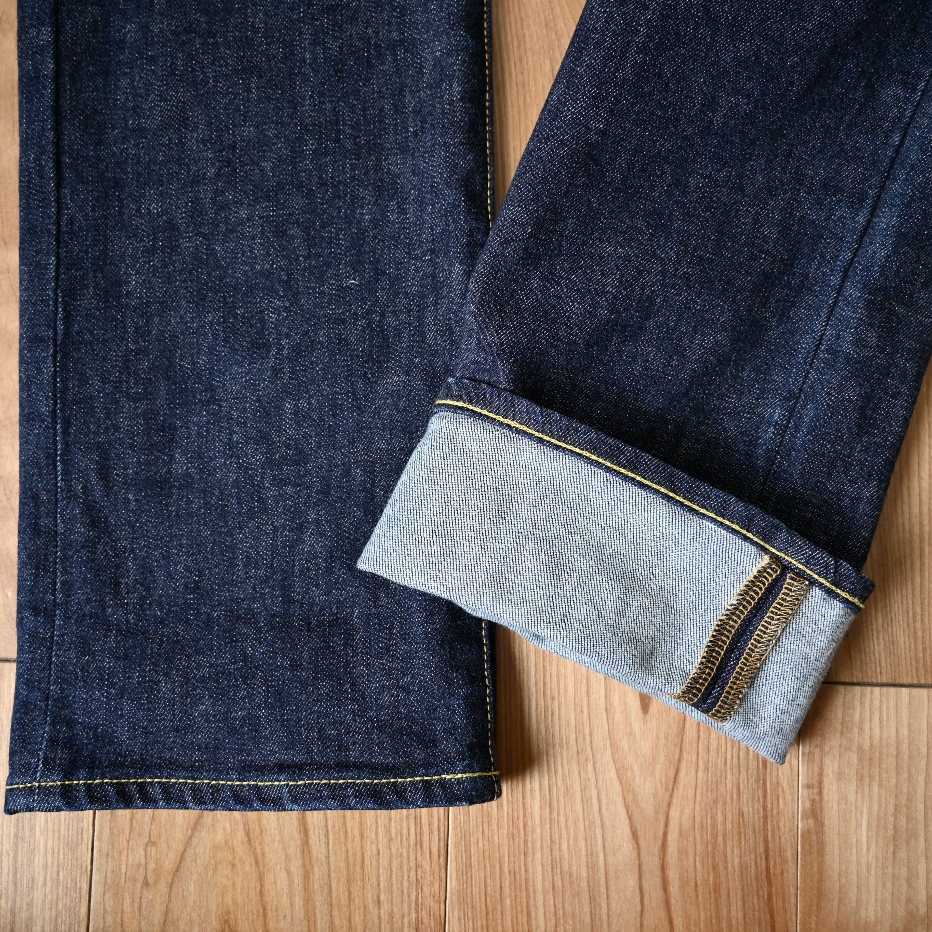 Beams Plus BEAMS Plus tapered straight leg stretch indigo denim jeans Size US 35 - 12 Thumbnail