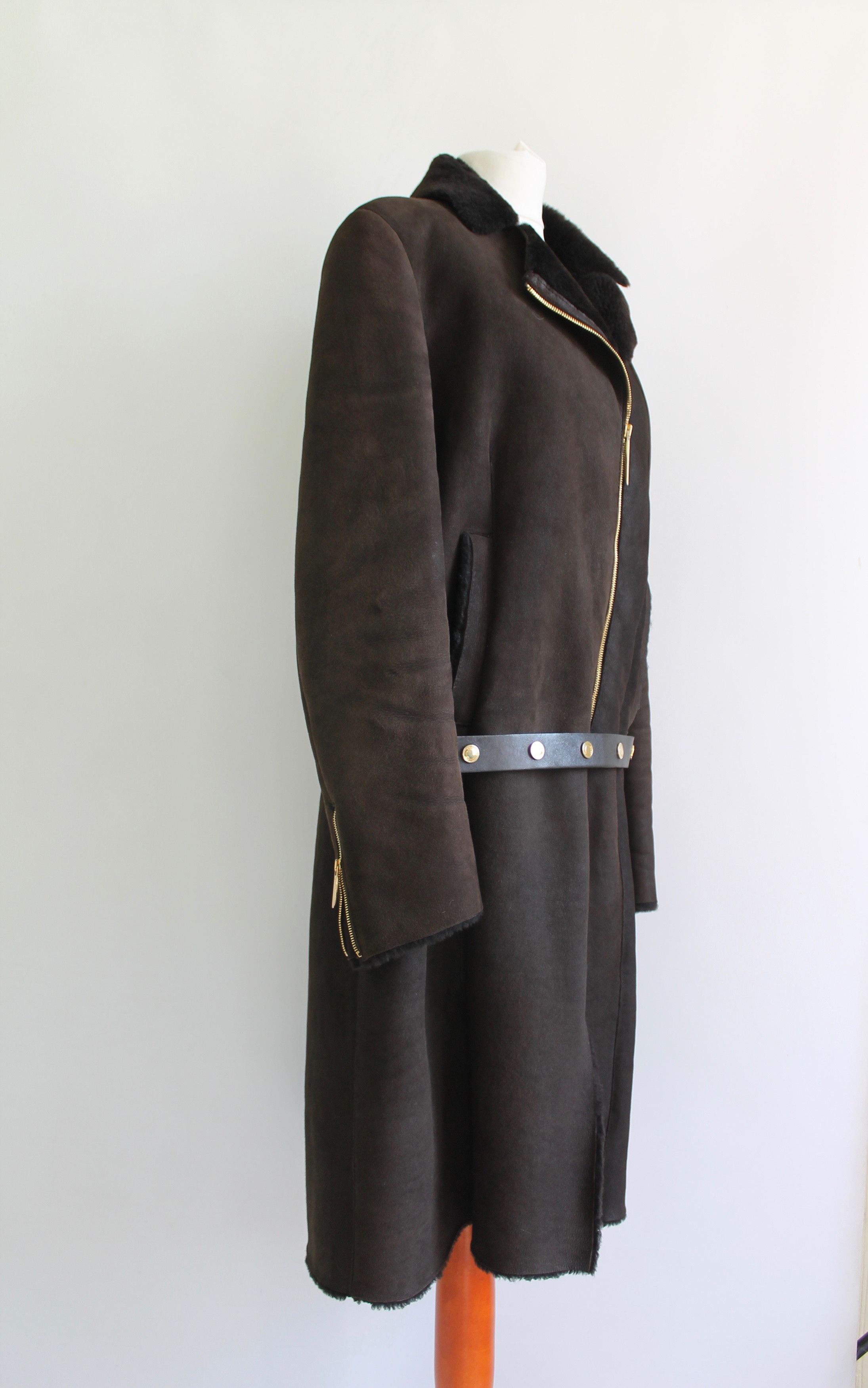 Gucci 90's GUCCI leather TOM FORD BELTED SHEARLING COAT brown Size M / US 6-8 / IT 42-44 - 2 Thumbnail