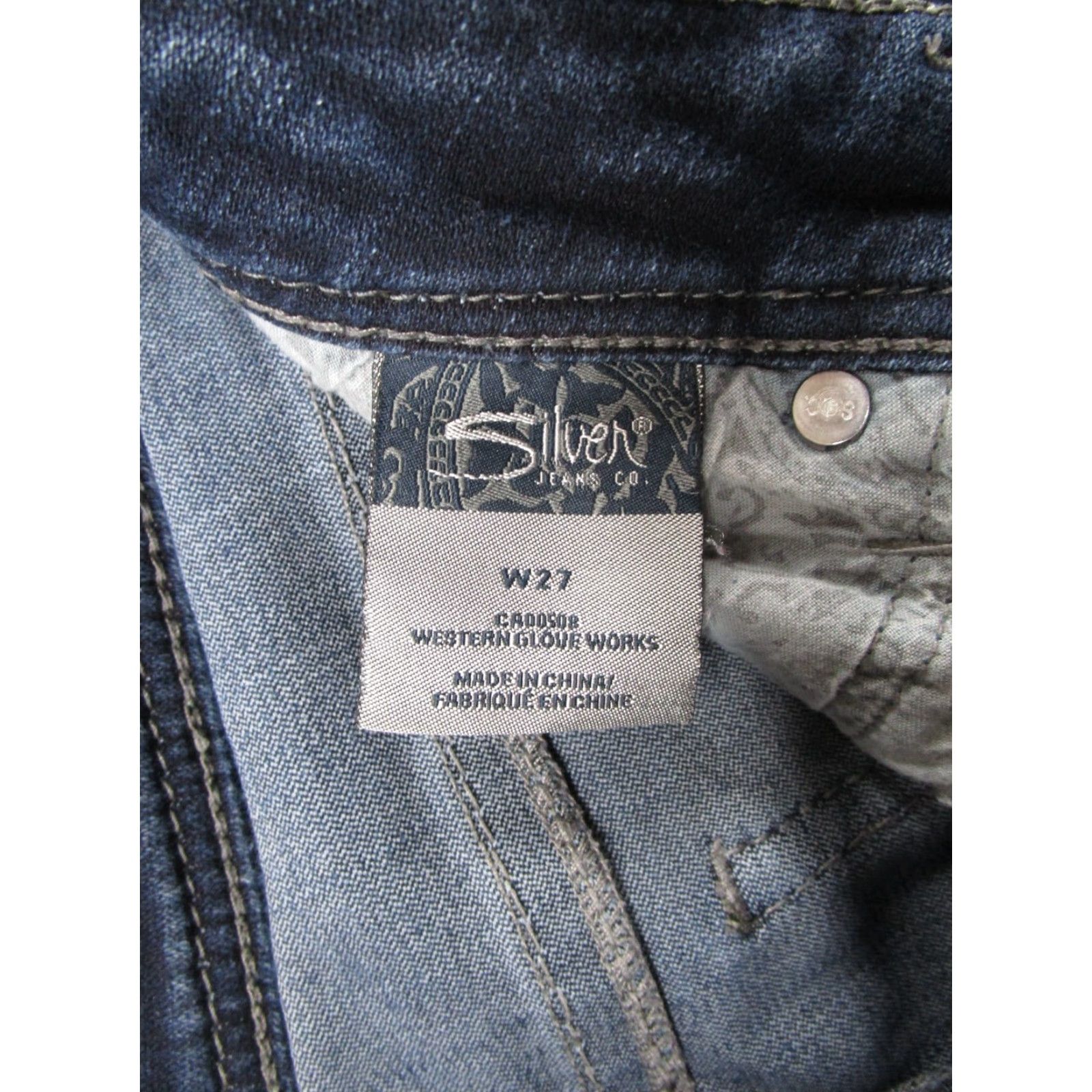 Silver Jeans Co. VINTAGE Silver Jeans Co Aiko Kick Capri Jeans Size 27 Dark Blue Selvedge Denim Women 5-Pocket Style Capri Regular Cotton Blend Denim"} Size 27" / US 4 / IT 40 - 3 Thumbnail