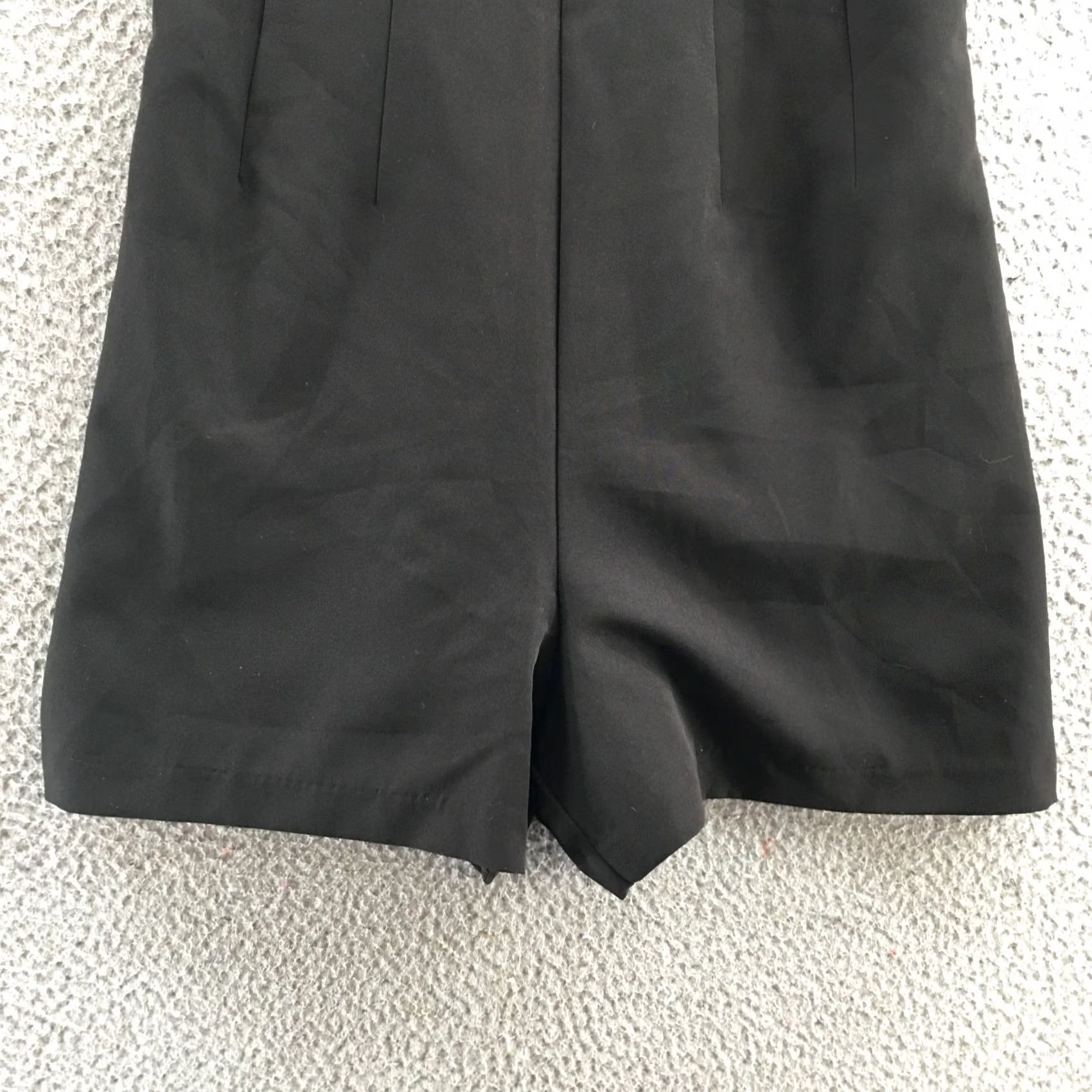 BCBGeneration BCBGeneration Romper Womens XS Black Sleeveless V-Neck Back Zip Short Casual Size 26" / US 2 / IT 38 - 5 Thumbnail