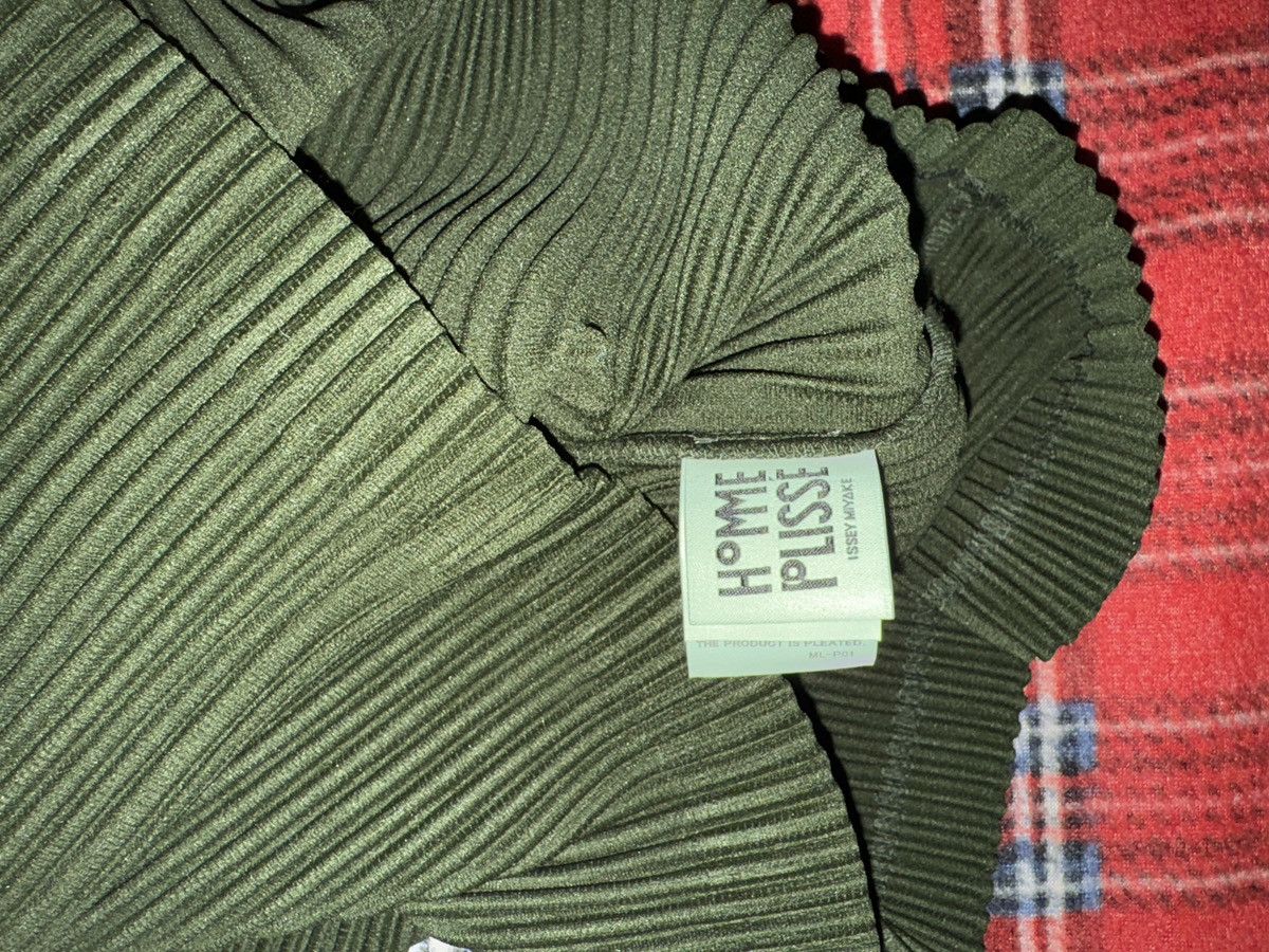 Homme Plisse Issey Miyake × Issey Miyake Green mc October long sleeve T-Shirt Size US M / EU 48-50 / 2 - 4 Thumbnail