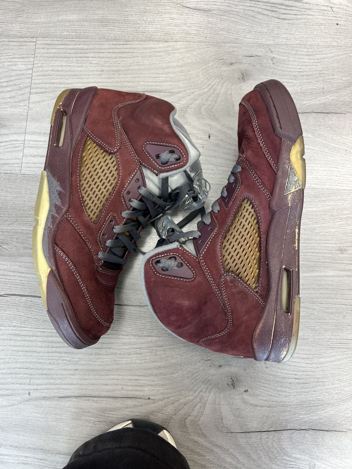 Jordan Brand AJ5 Retro Burgundy 2006 Size US 9.5 / EU 42-43 - 7 Thumbnail