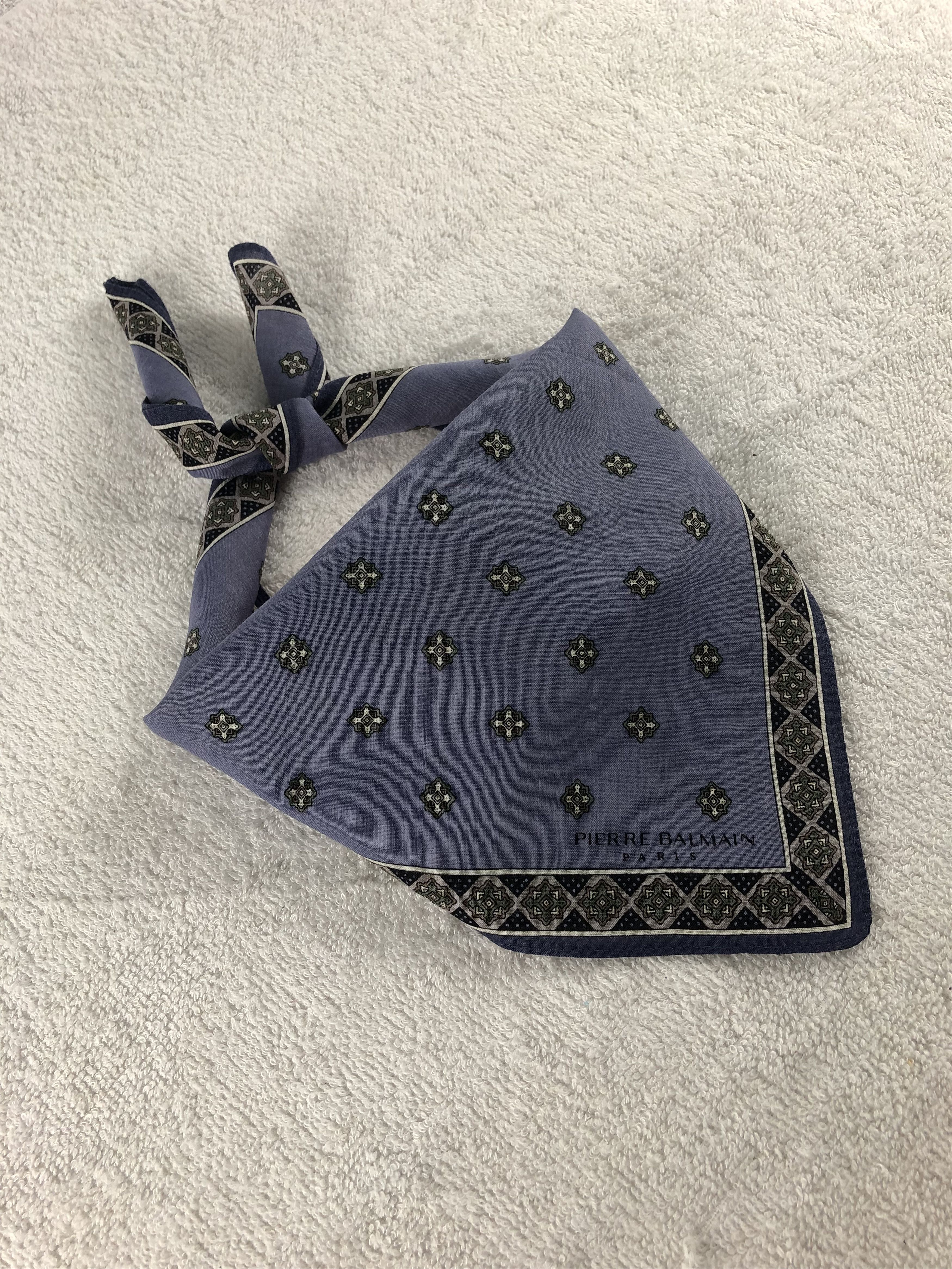 Pierre Balmain × Vintage Pierre Balmain Hanadkerchief / Bandana / Neckerchief Size ONE SIZE - 1 Thumbnail