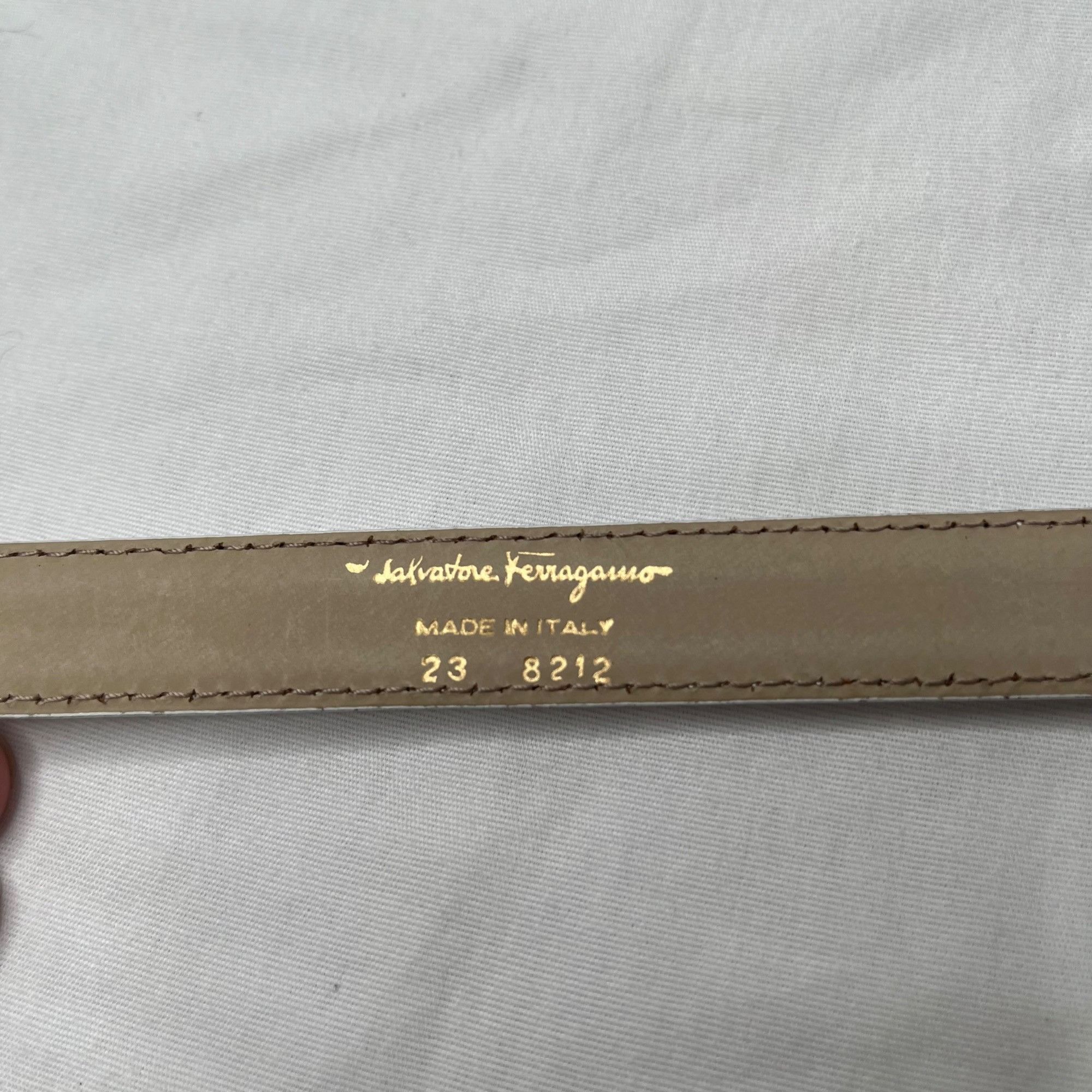 Salvatore Ferragamo Salvatore Ferragamo White Leather Belt Gold Hardware Size 70 Size ONE SIZE - 10 Thumbnail