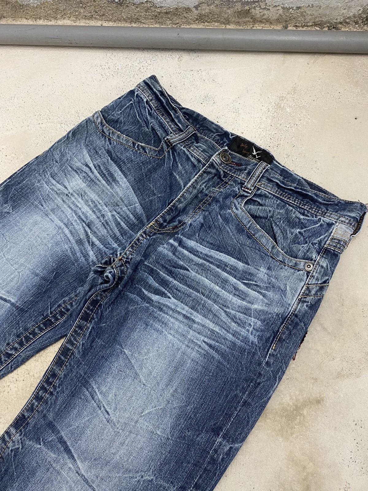 GOSTAR DE FUGA × Japanese Brand Daily Topics Japan Denim Clawn Mark Washed Straight Cut Size US 32 / EU 48 - 7 Thumbnail
