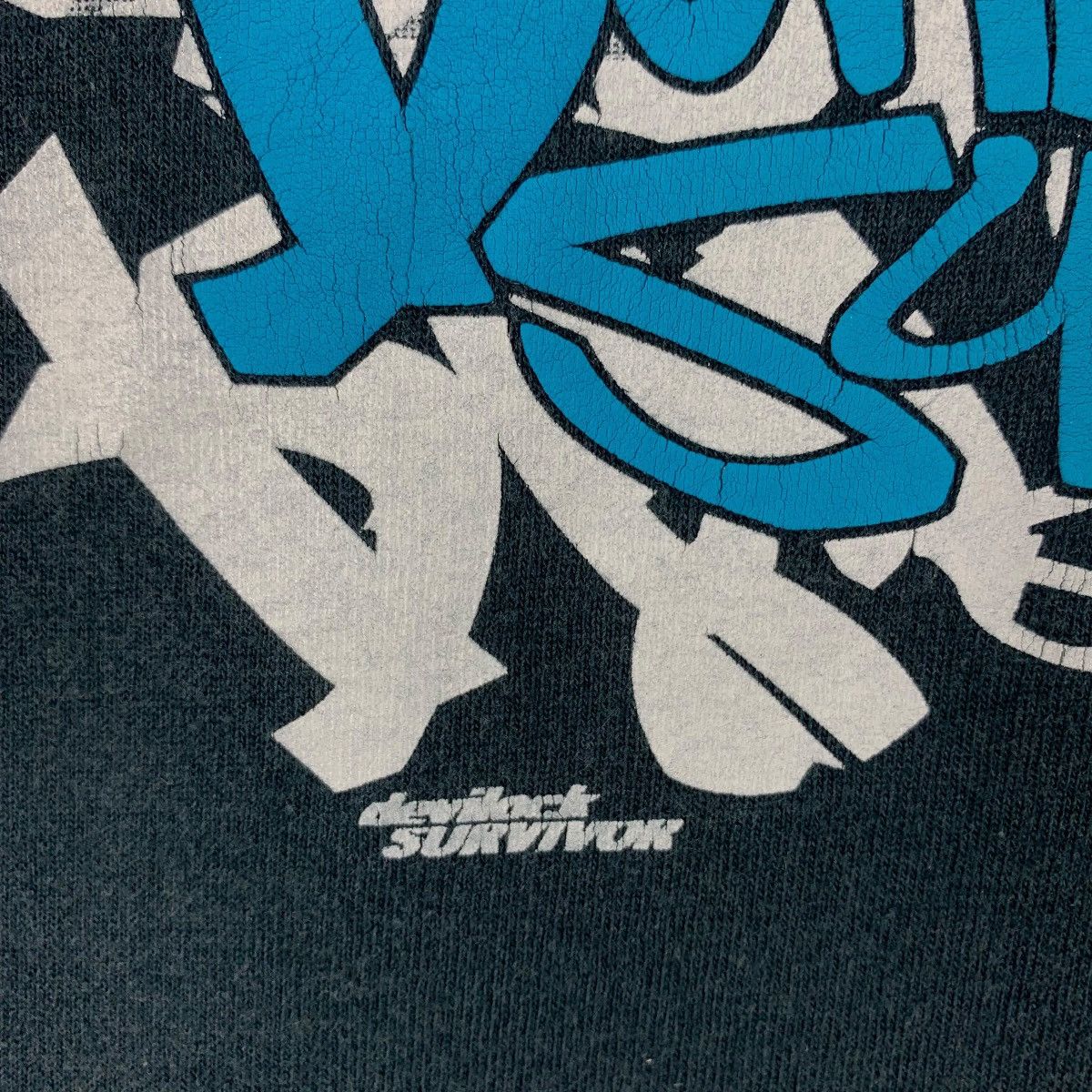 Devilock Vintage DEVILOCK Survivor japanesebrand big logo tee Size US L / EU 52-54 / 3 - 9 Thumbnail
