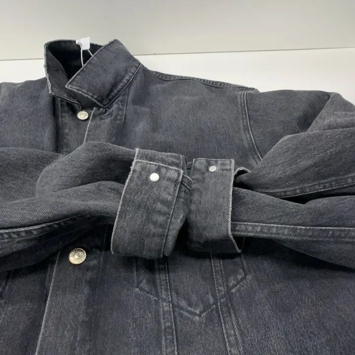 Balenciaga Balenciaga SS22 Tiger Logo Denim Jacket 0079-2507 Size US M / EU 48-50 / 2 - 7 Thumbnail