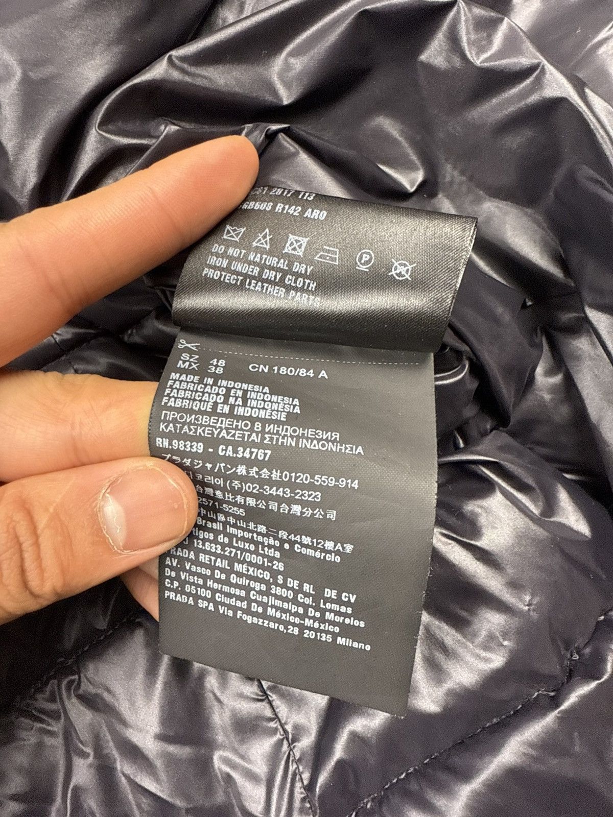 Prada Prada Black Puffer Jacket Winter Outerwear size M Size US M / EU 48-50 / 2 - 16 Thumbnail