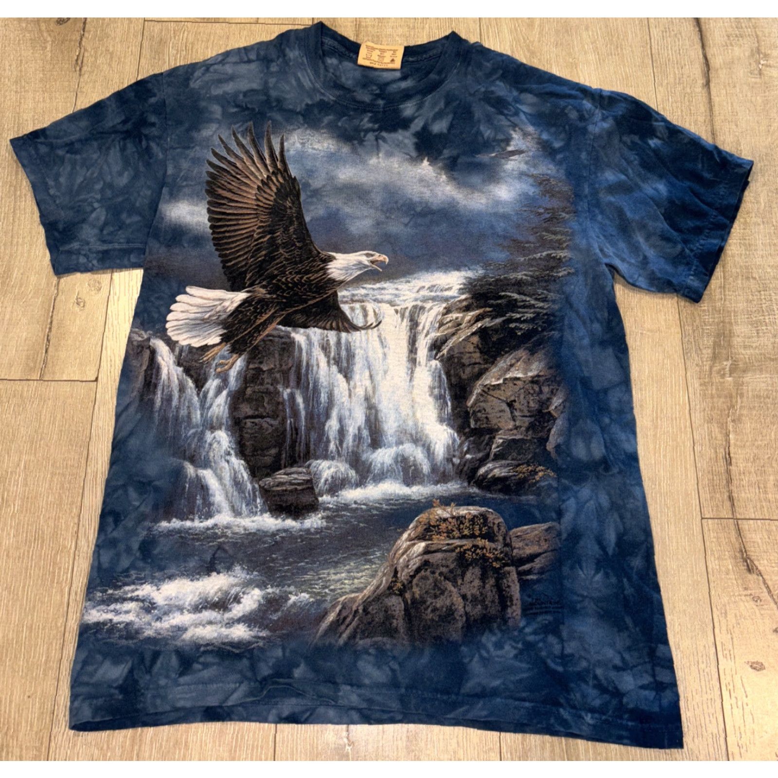 The Mountain VINTAGE The Mountain Nature Tie Dye T-Shirt Eagle All Over Print M Blue 2000s Mens Size US M / EU 48-50 / 2 - 3 Thumbnail