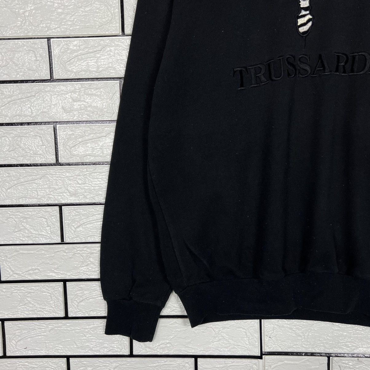 Trussardi TRUSSARDI Embroidery Big Logo Crewneck Sweatshirt #3949-C180 Size US M / EU 48-50 / 2 - 6 Thumbnail