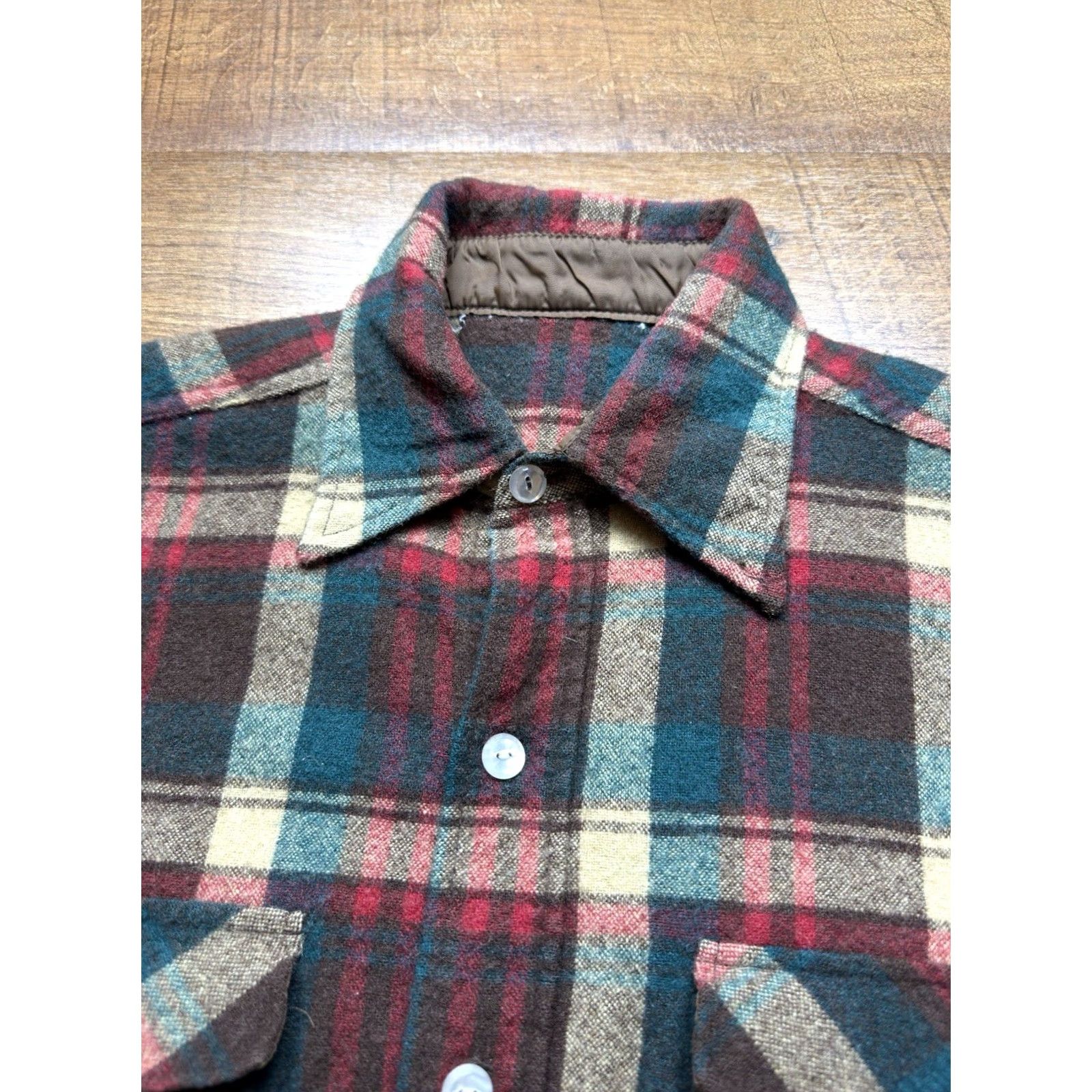 Vintage VINTAGE Woolrich Flannel Shirt Mens M Plaid Shacket 60-70s USA Wool 80/20 Pockets Button-Up Casual Mens Size US M / EU 48-50 / 2 - 5 Thumbnail