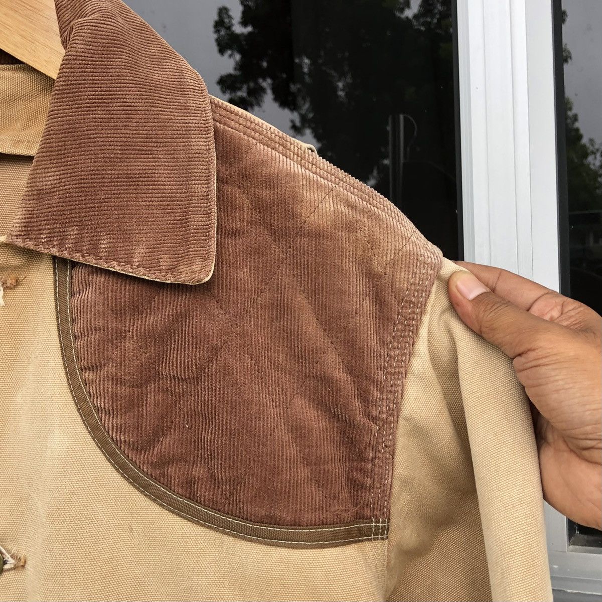 Carhartt VTG THRASHED Carhartt Canvas Hunting Jacket Pouch Corduroy Size US M / EU 48-50 / 2 - 8 Thumbnail