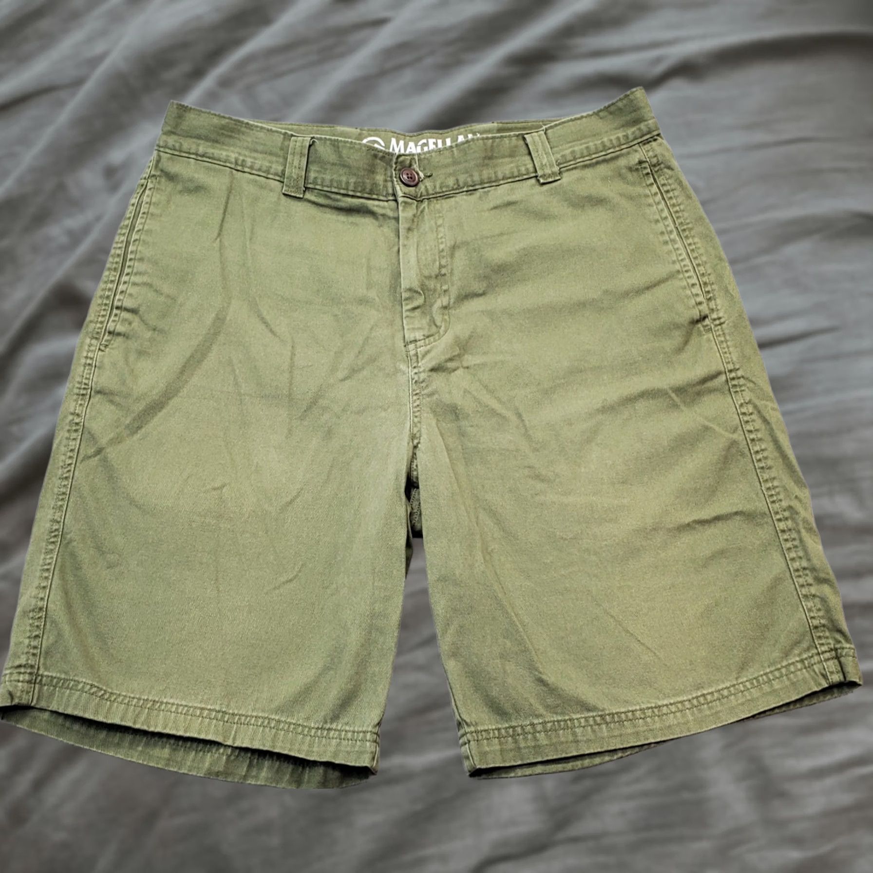 Vintage Magellan Outdoor Shorts Womens Size 35 Green Slash Pockets Belt Loops Fish Gear Size 24" / US 00 / IT 34 - 1 Thumbnail