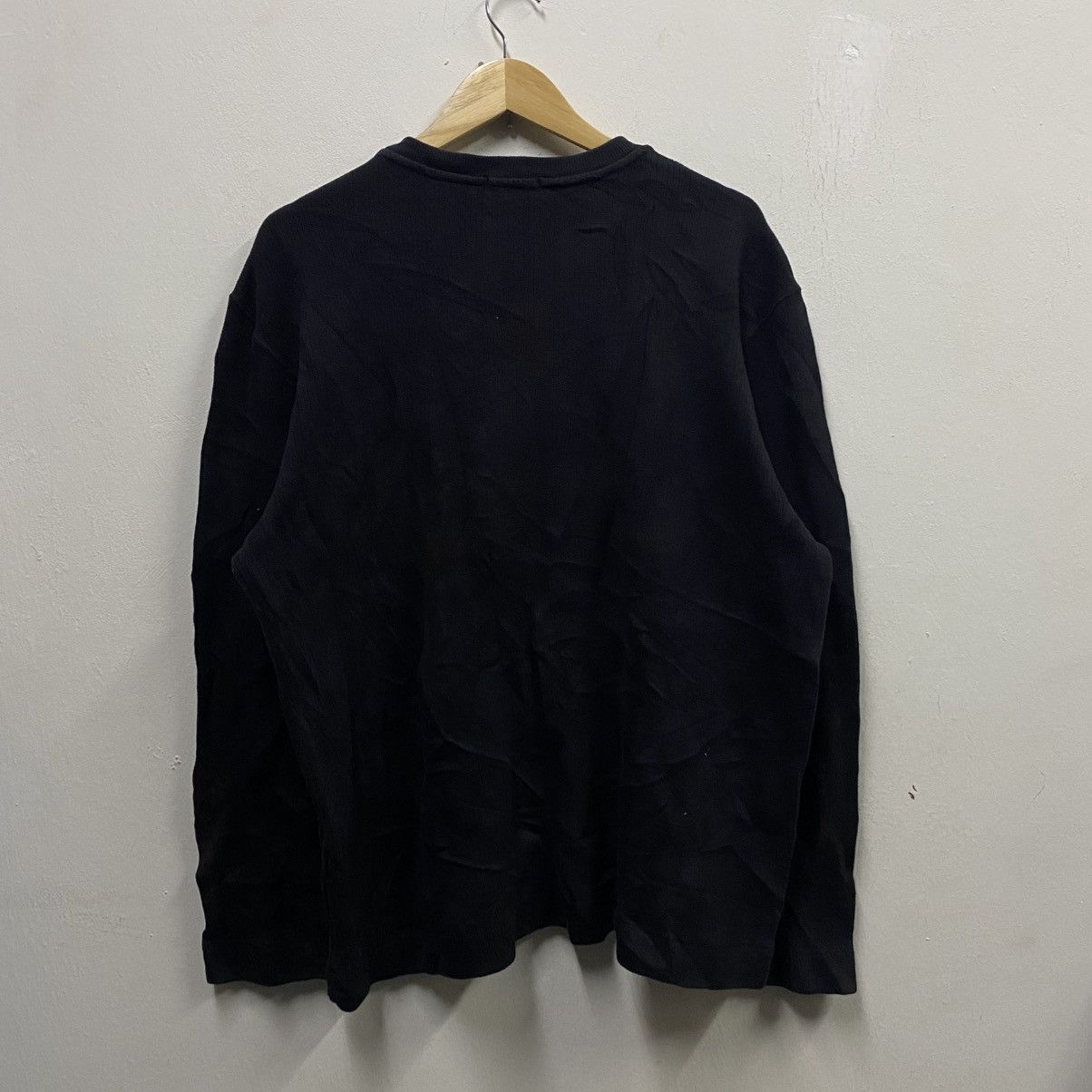 Versace VINTAGE Versace Sport Black Red Medusa Long Sleeve T-Shirt Size US XL / EU 56 / 4 - 2 Thumbnail