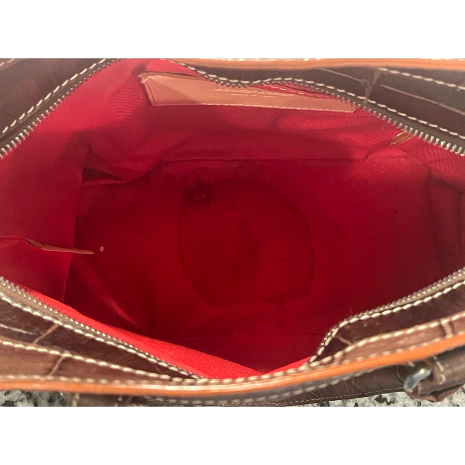 Dooney & Bourke VINTAGE Dooney & Bourke Italian Handbag Large Brown Croc Embossed Leather Zip Closure Womens Size ONE SIZE - 5 Thumbnail