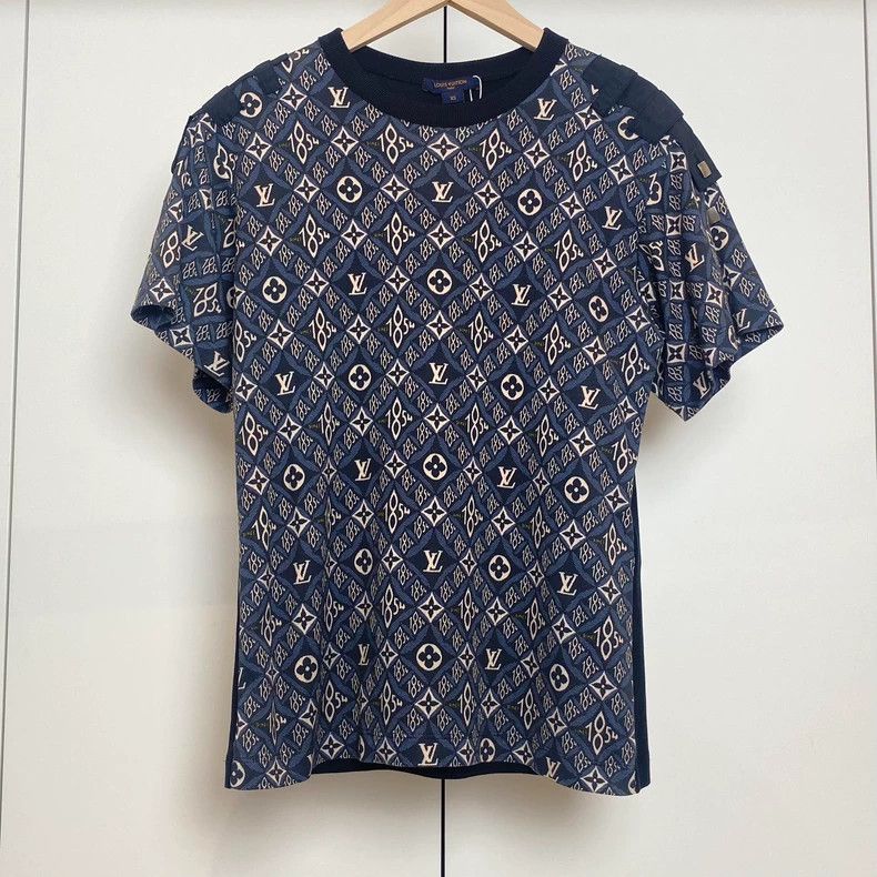 Louis Vuitton Louis Vuitton 1854 Monogram Crewneck T-Shirt - dmc Size US XS / EU 42 / 0 - 1 Thumbnail