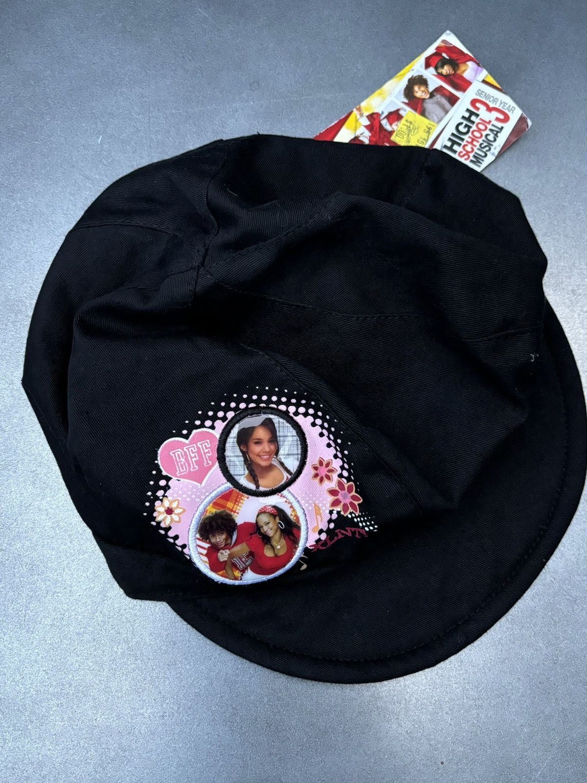 Disney × Vintage 2000s Highschool Musical 3 Senior Year Y2K Newsboy Cap Small Size ONE SIZE - 12 Thumbnail