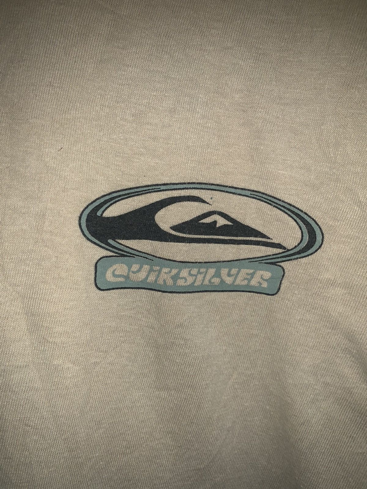 Vintage Vintage Quiksilver T-shirt Size US M / EU 48-50 / 2 - 3 Thumbnail