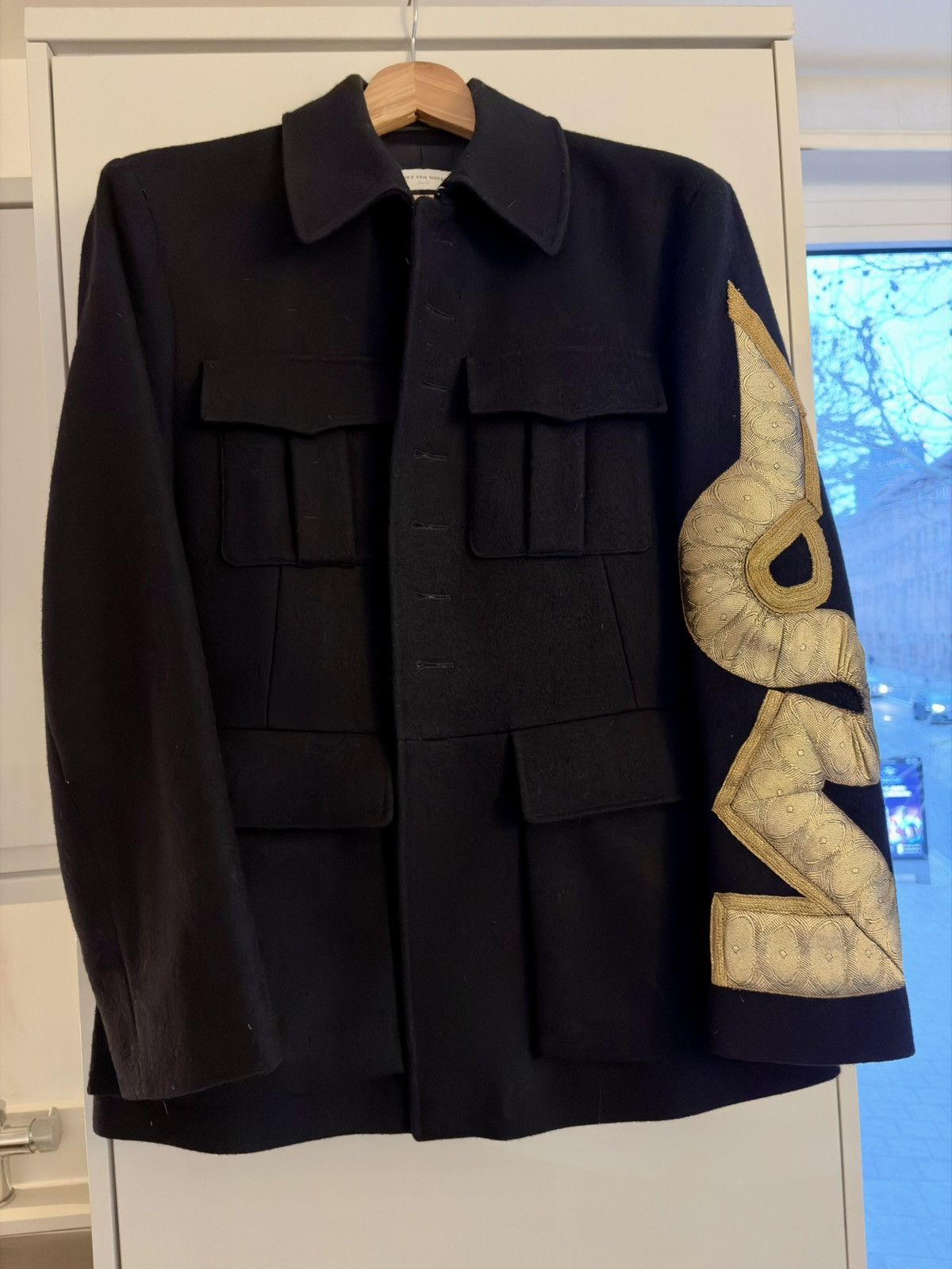 Dries Van Noten Dries Van Noten FW16 Heavy Embellished Coat Size US L / EU 52-54 / 3 - 1 Thumbnail