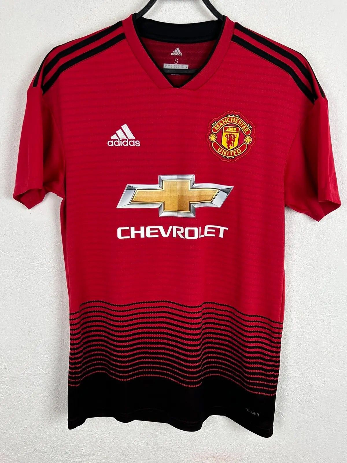 Adidas Adidas x Manchester United 2018/19 Home Kit Soccer Jersey Size US S / EU 44-46 / 1 - 1 Thumbnail