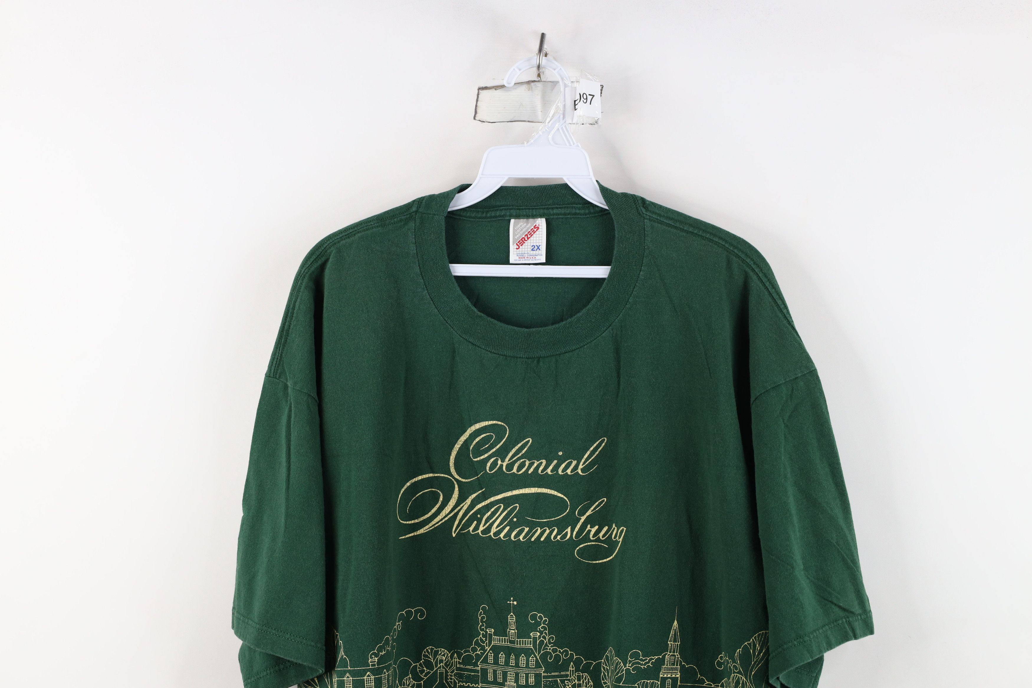 Vintage Vintage 90s Spell Colonial Williamsburg T-Shirt Green USA Size US XXL / EU 58 / 5 - 2 Thumbnail