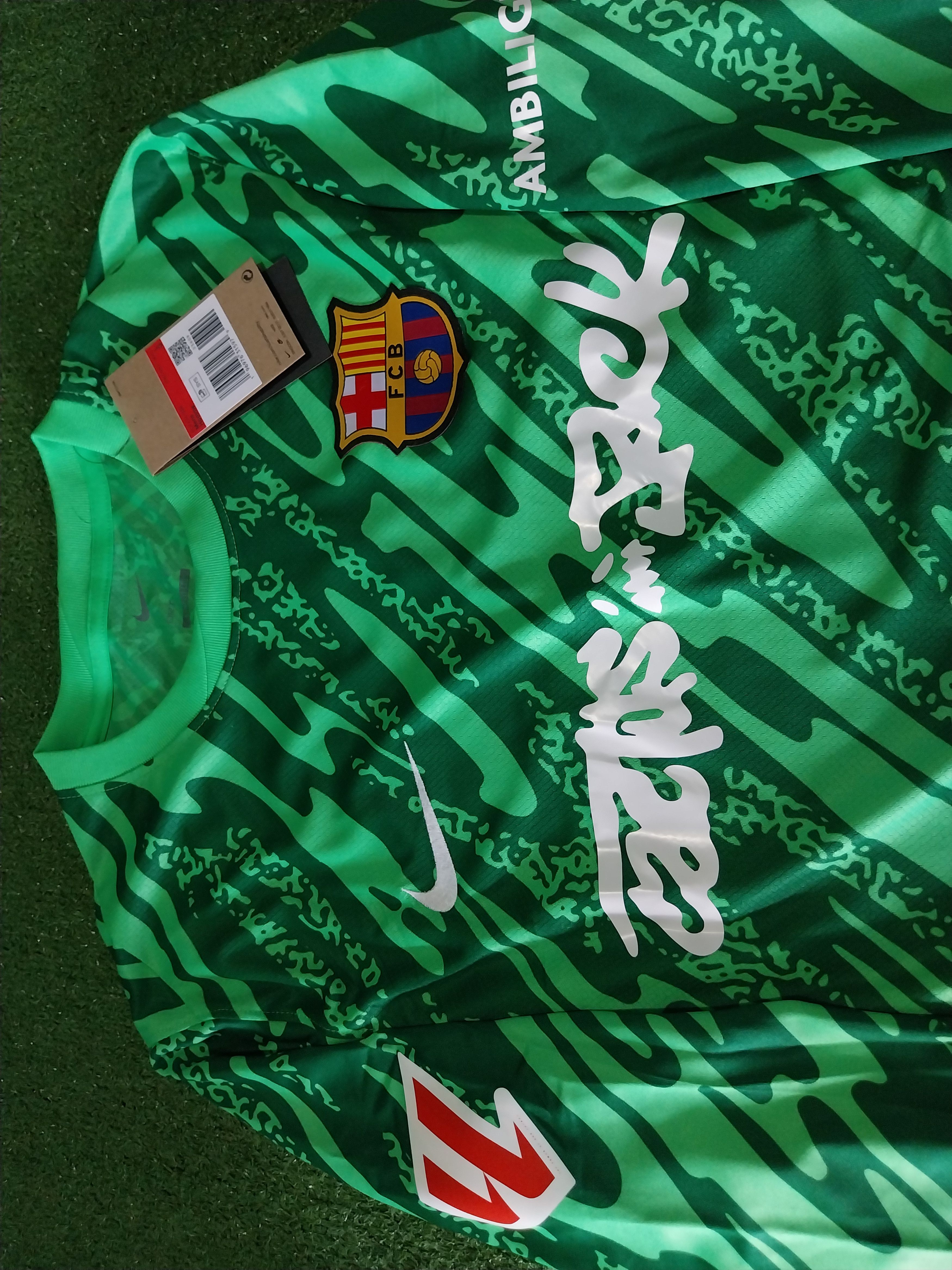 Nike Barcelona GK 2024/2025 szcezesny jersey football Size US L / EU 52-54 / 3 - 3 Thumbnail