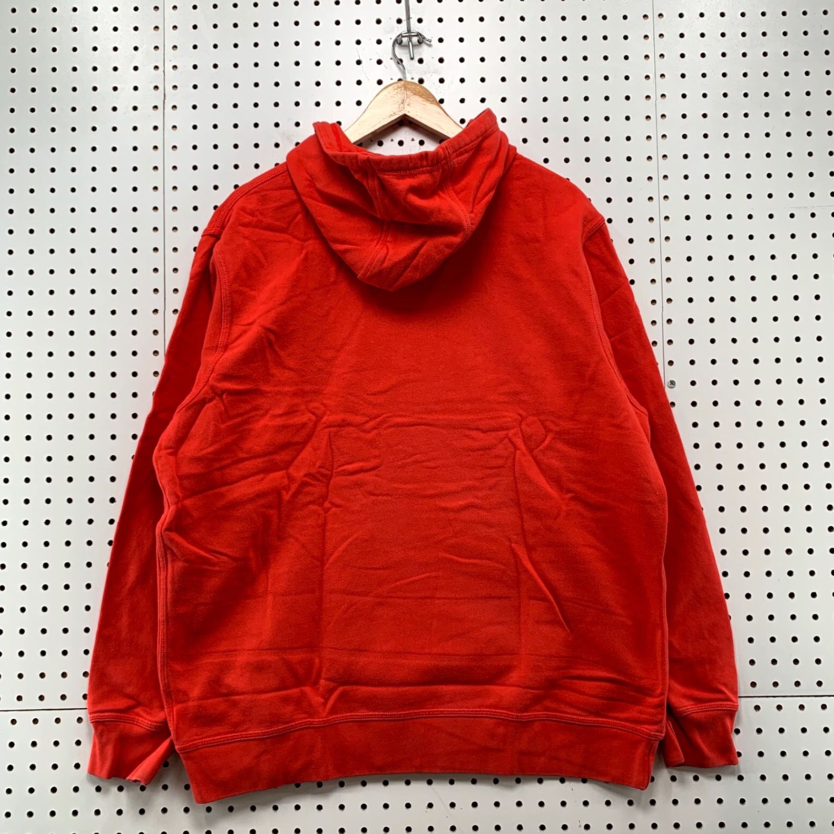 Nike VINTAGE Nike Hoodie Sweatshirt Mens XL Orange White Swoosh Pullover Dressed Up 90s Size US XL / EU 56 / 4 - 2 Thumbnail