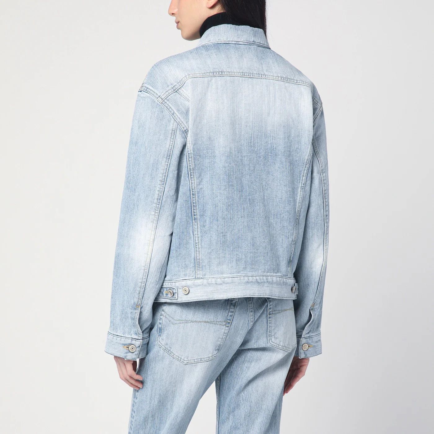 Balenciaga o1d2blof0426 Denim Jacket in Light Blue Size XS / US 0-2 / IT 36-38 - 3 Thumbnail