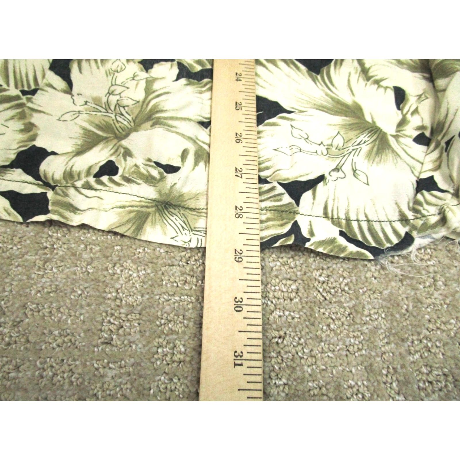 Tommy Bahama VINTAGE Tommy Bahama Shirt Mens Large White Floral Hawaiian Aloha Rayon Button Up Size US L / EU 52-54 / 3 - 7 Thumbnail