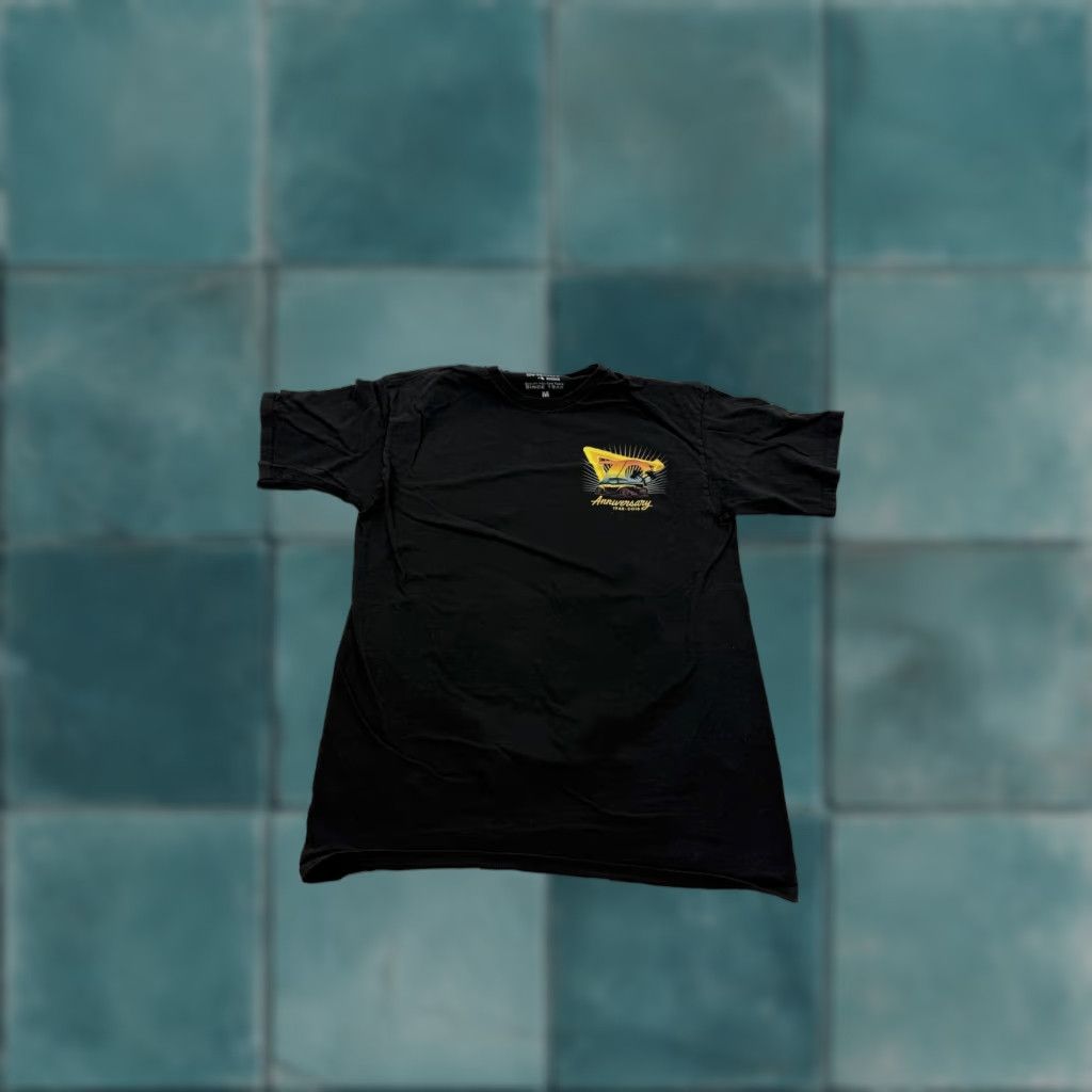 Vintage In-N-Out Burger Shirt Mens M Black 70th Anniversary Graphic Vladimir Kush 2018 T-Shirt Crew Neck Short Sleeve Cotton Preshrunk Size US M / EU 48-50 / 2 - 1 Thumbnail