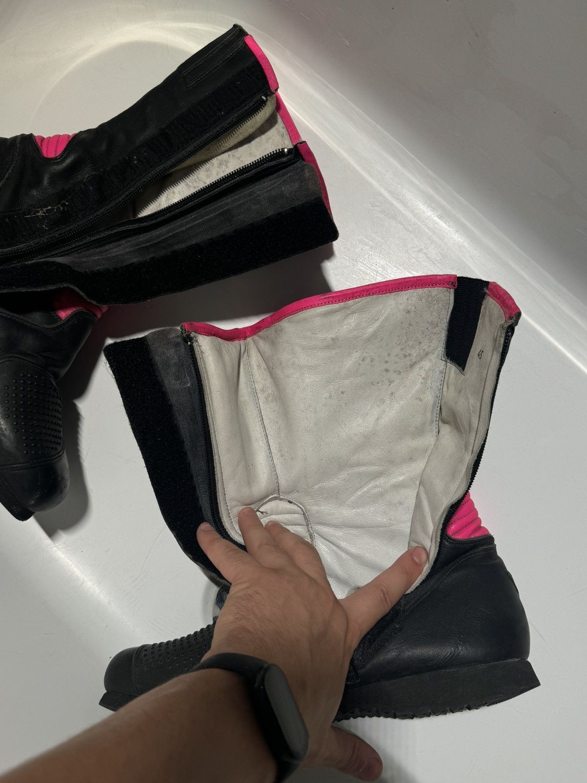 Dainese 90’s Dainese Vintage Black / Pink Motorcycle Boots leather Size US 10.5 / EU 43-44 - 19 Thumbnail