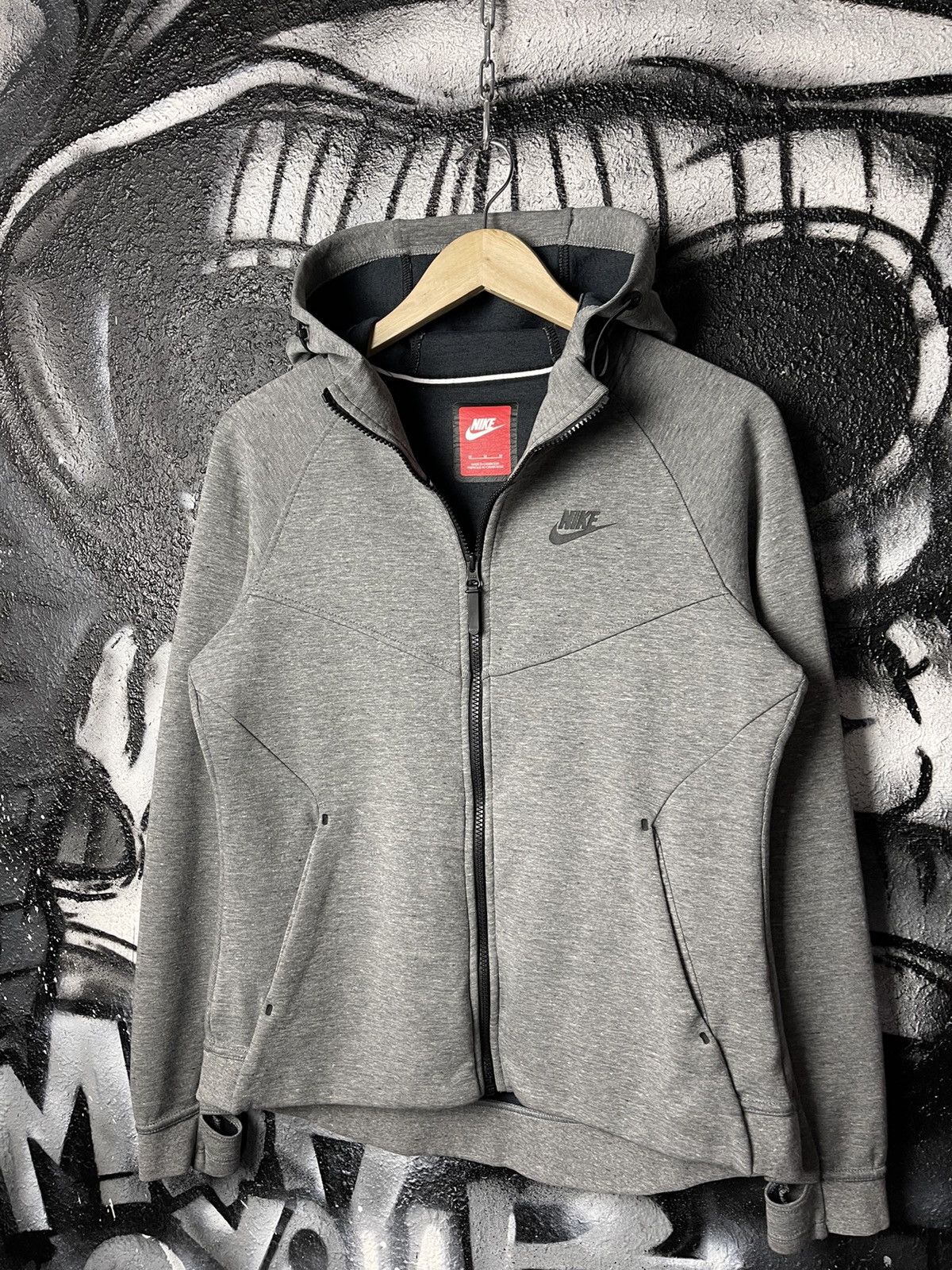 Nike Nike Sportswear Tech Fleece Grey Windrunner Full Zip Hoodie Women’s Size Medium Size M / US 6-8 / IT 42-44 - 1 Thumbnail
