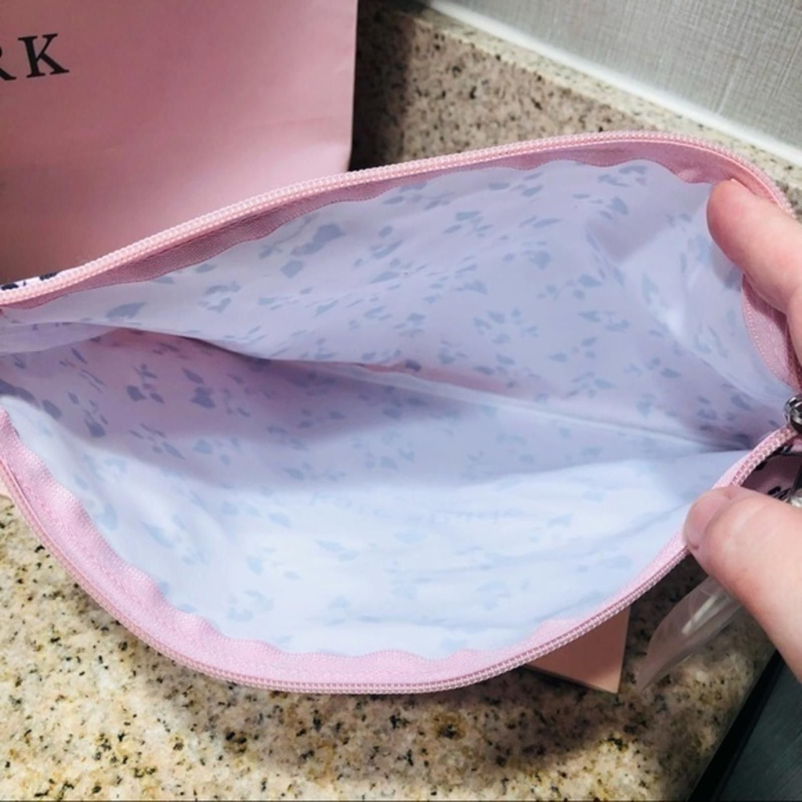Kate Spade Kate Spade Floral Pouch Size ONE SIZE - 8 Thumbnail