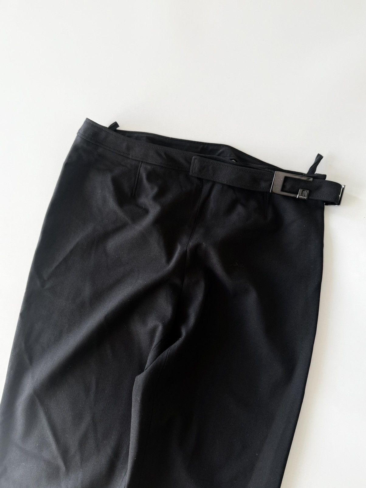 Gucci Gucci Black Wool Pants G Buckle Design Size 26" / US 2 / IT 38 - 3 Thumbnail