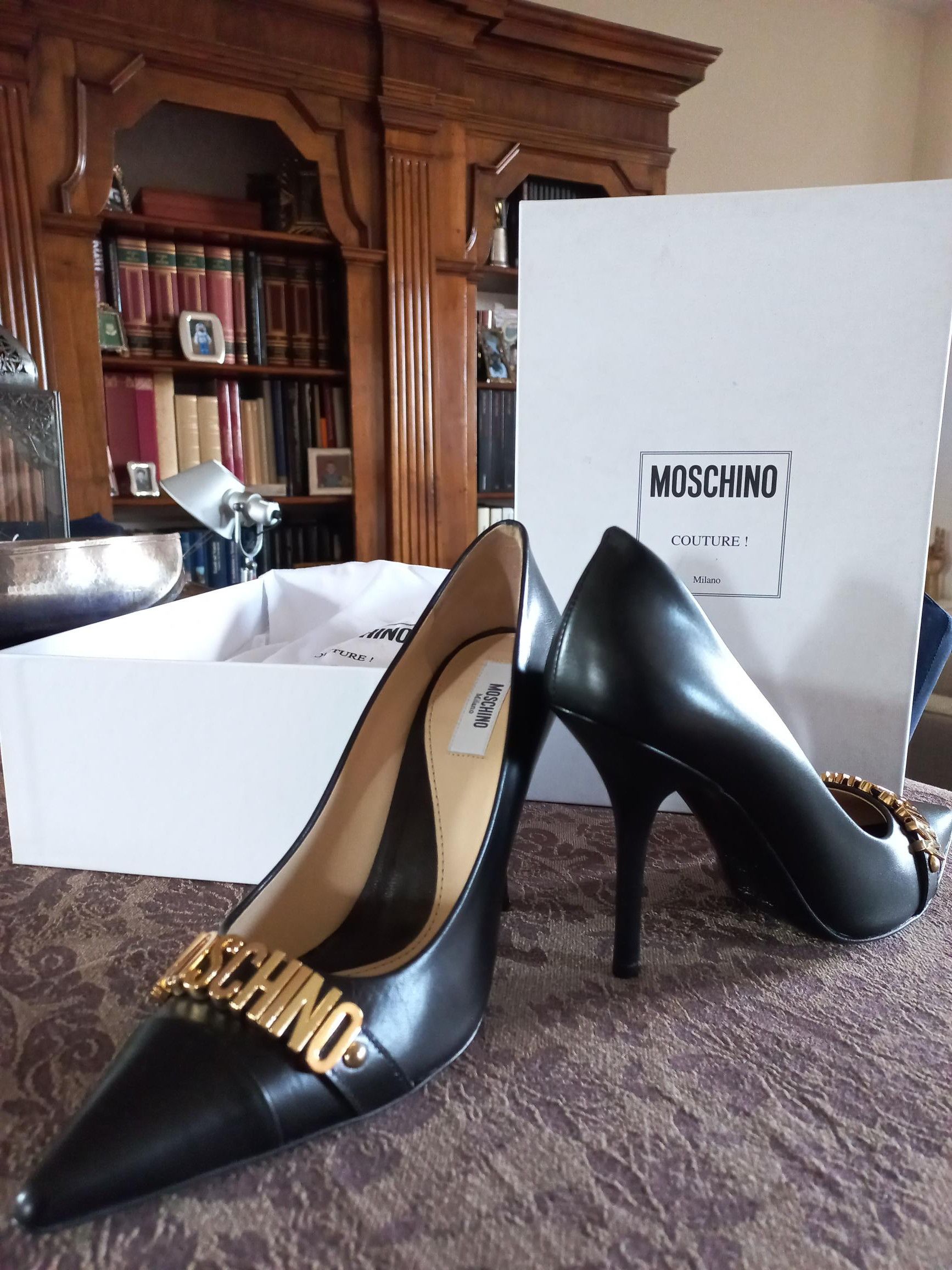 Moschino Tacchi Moschino Size US 8 / IT 38 - 1 Thumbnail