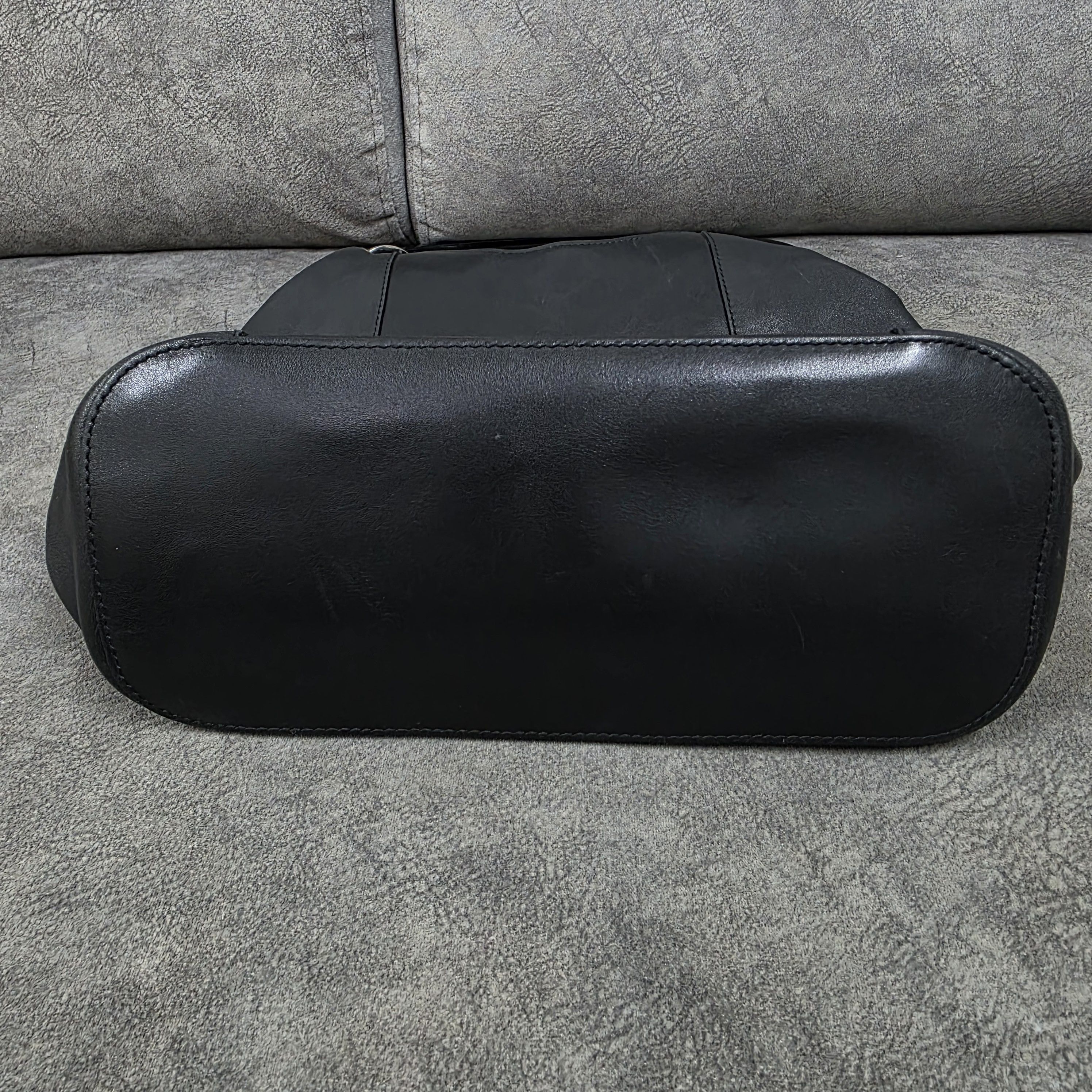 Gucci 1999 Gucci by Tom Ford 'Shower Curtain' Leather Handbag Size ONE SIZE - 6 Thumbnail