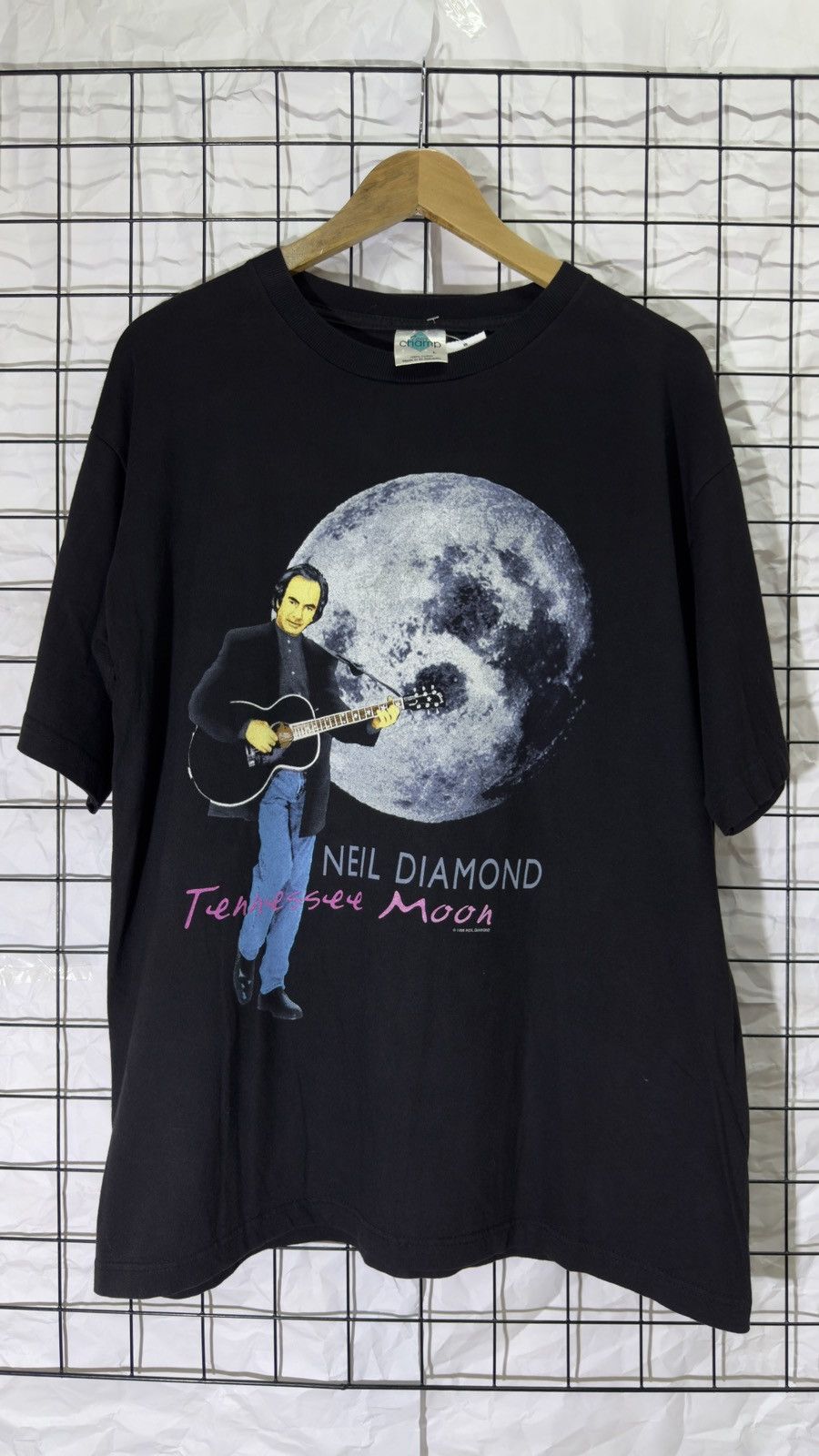 Band Tees Vintage 1996 neil diamond tee shirt Size US L / EU 52-54 / 3 - 1 Thumbnail
