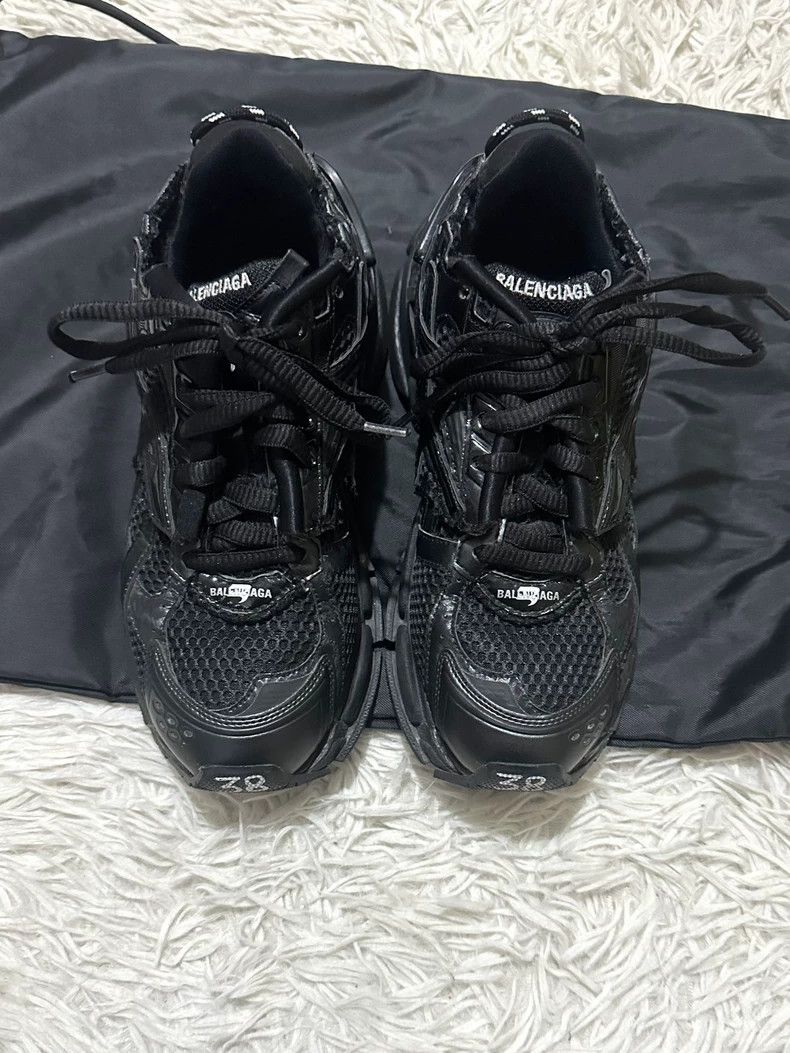 Balenciaga Balenciaga Runner Low Top Shoes 2502-Nextarrow Size US 5.5 / EU 38 - 2 Thumbnail