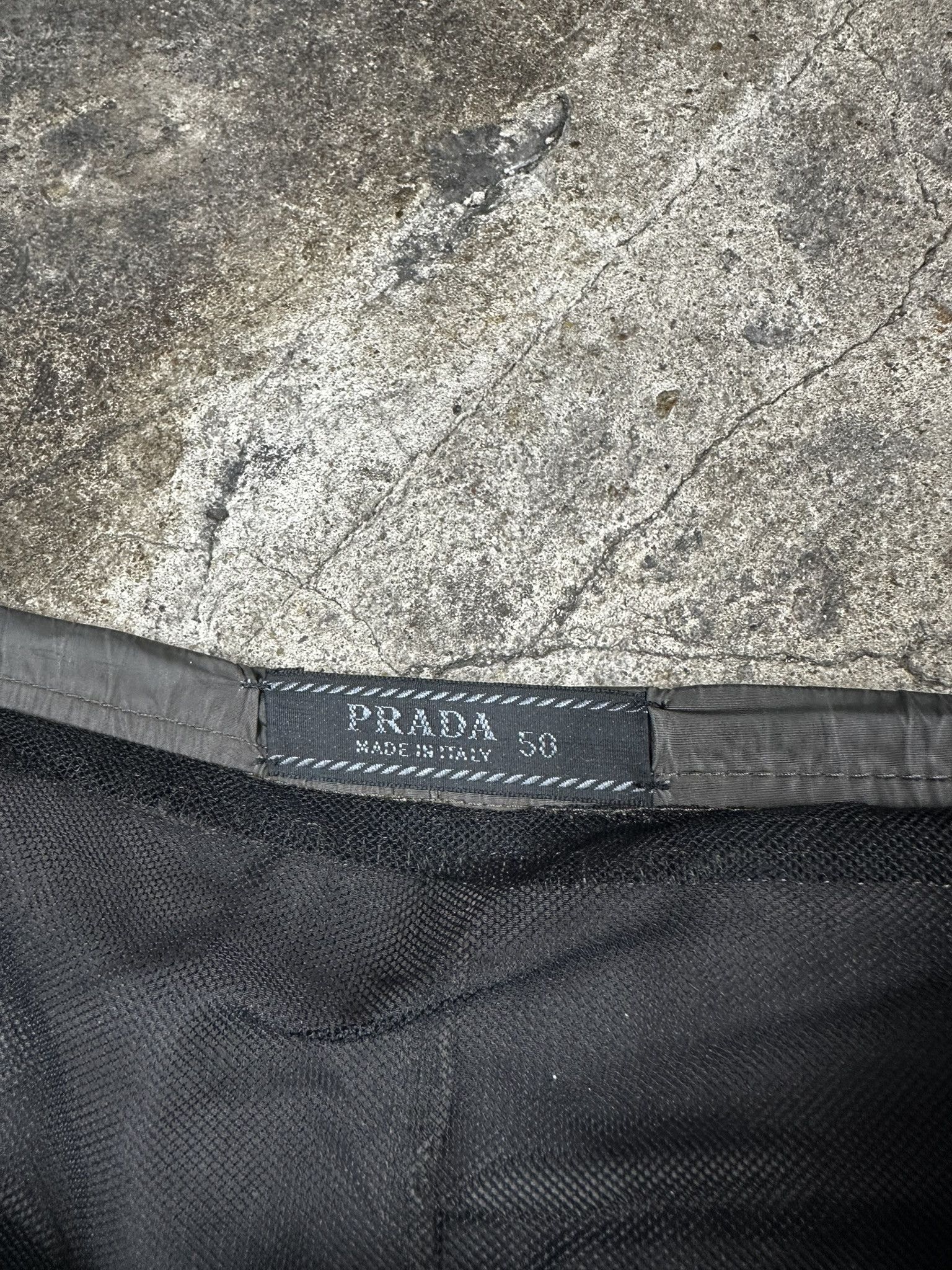 Prada 2000s Prada Nylon Cargo Shorts Vintage Size US 36 / EU 52 - 7 Thumbnail