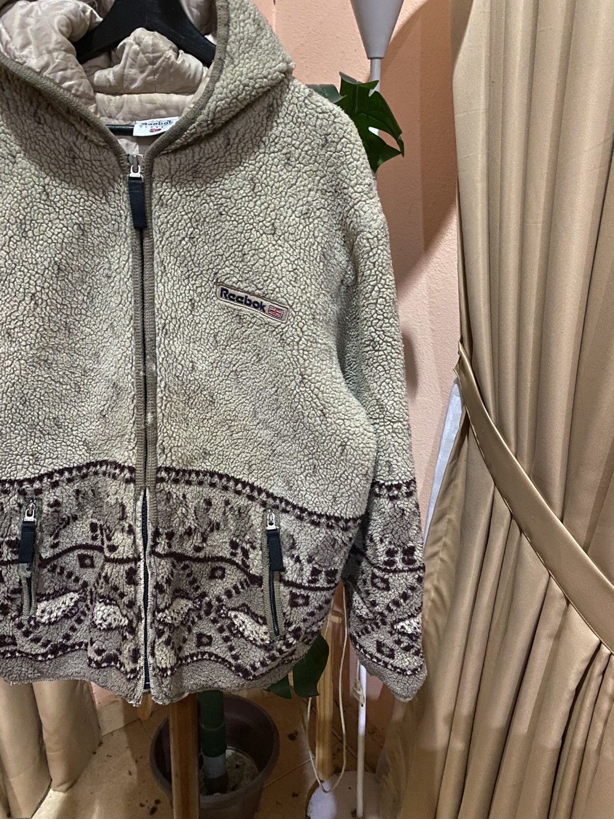 Reebok Vintage Reebok Classic Sherpa Fleece Hoodie Jacket Rare 90s Size US L / EU 52-54 / 3 - 7 Thumbnail